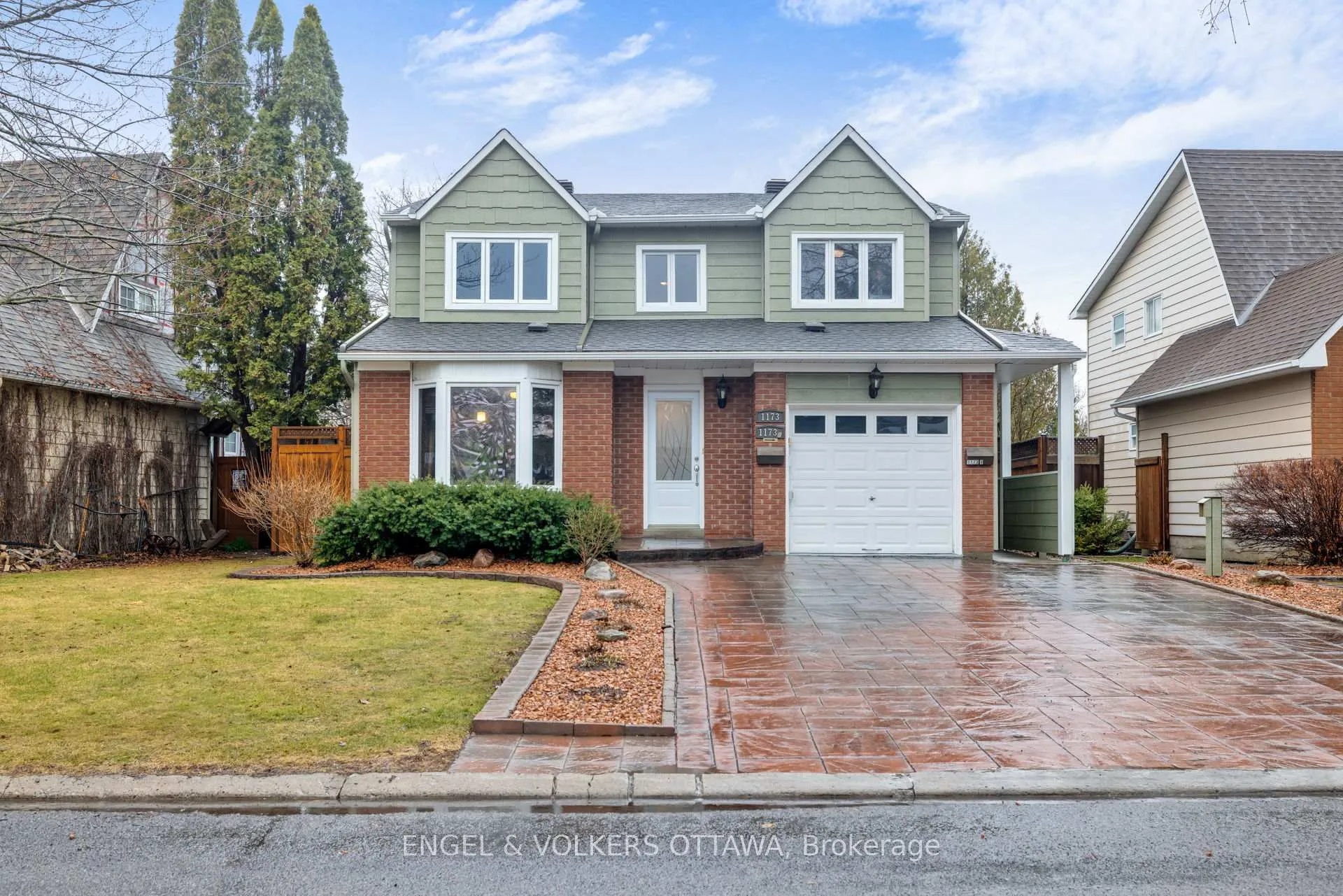 Photo 3 of 1173 St Jerome Crescent, Ottawa, Convent Glen North — HOMEH