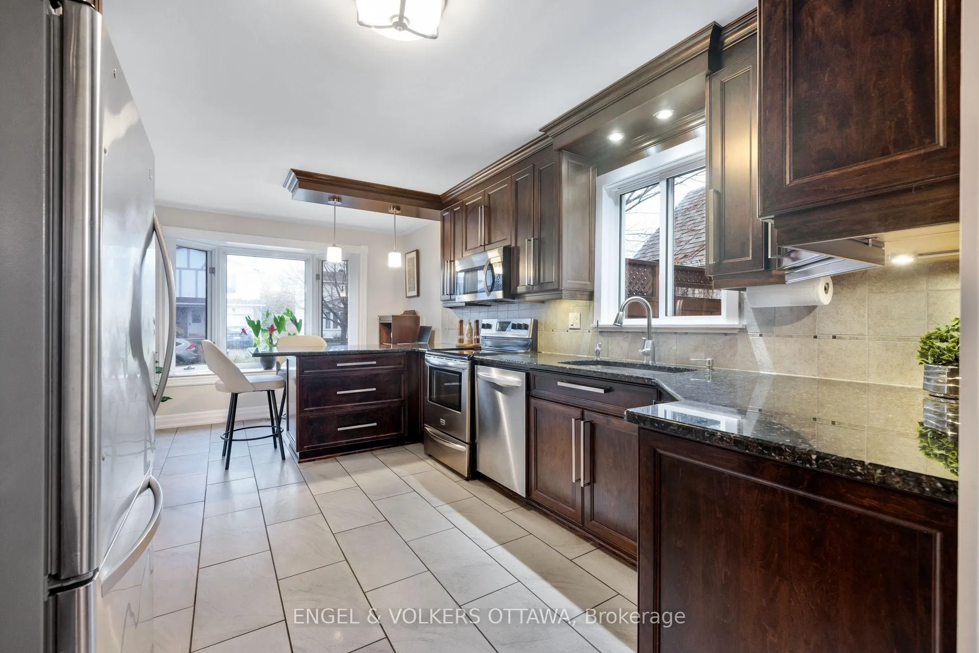 Photo 7 of 1173 St Jerome Crescent, Ottawa, Convent Glen North — HOMEH