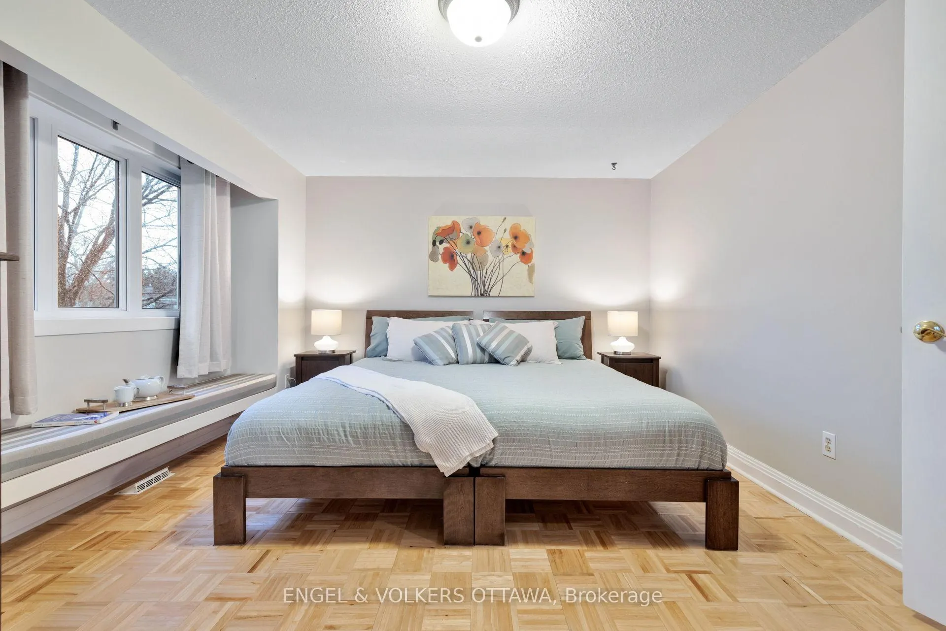 Photo 12 of 1173 St Jerome Crescent, Ottawa, Convent Glen North — HOMEH