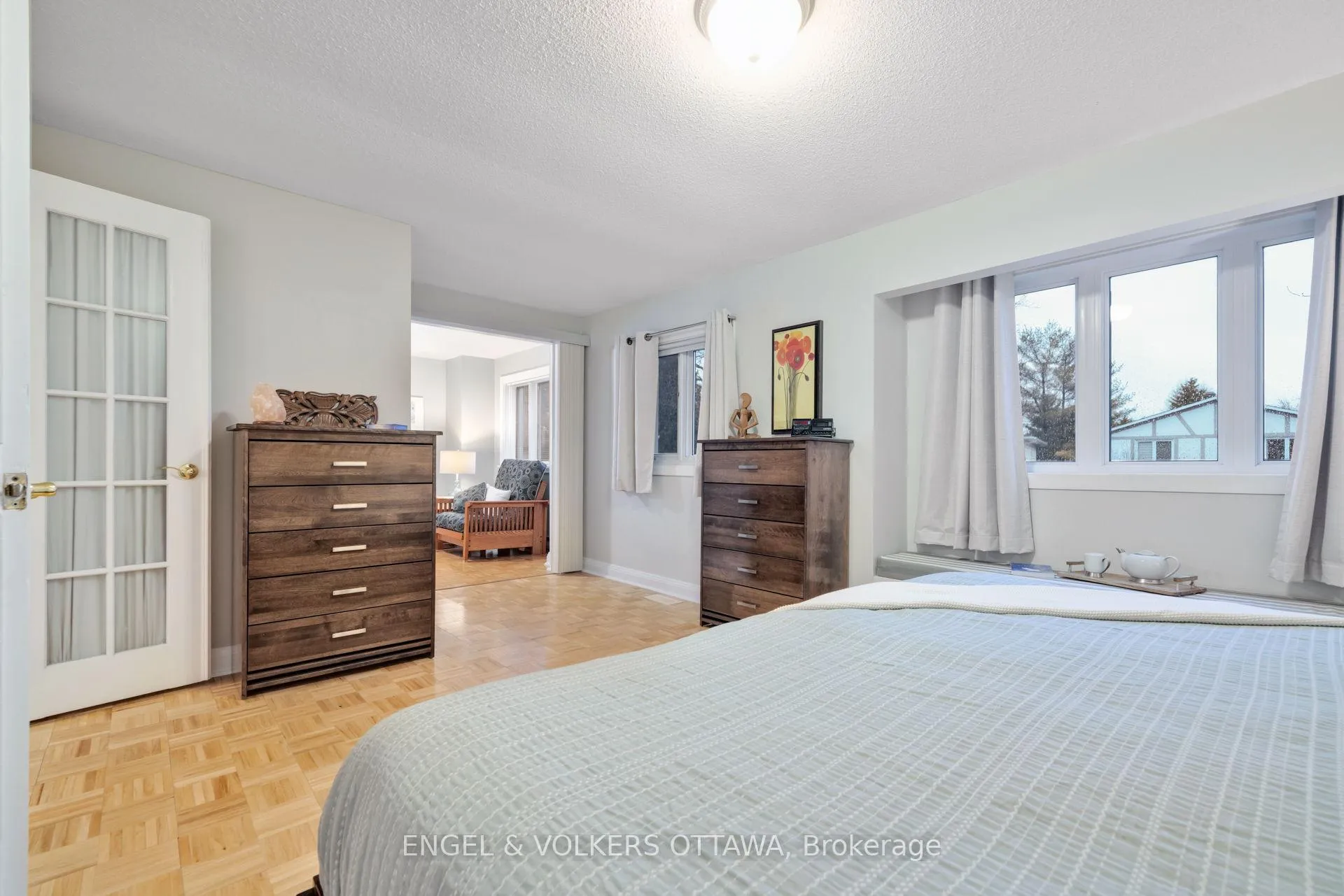 Photo 14 of 1173 St Jerome Crescent, Ottawa, Convent Glen North — HOMEH