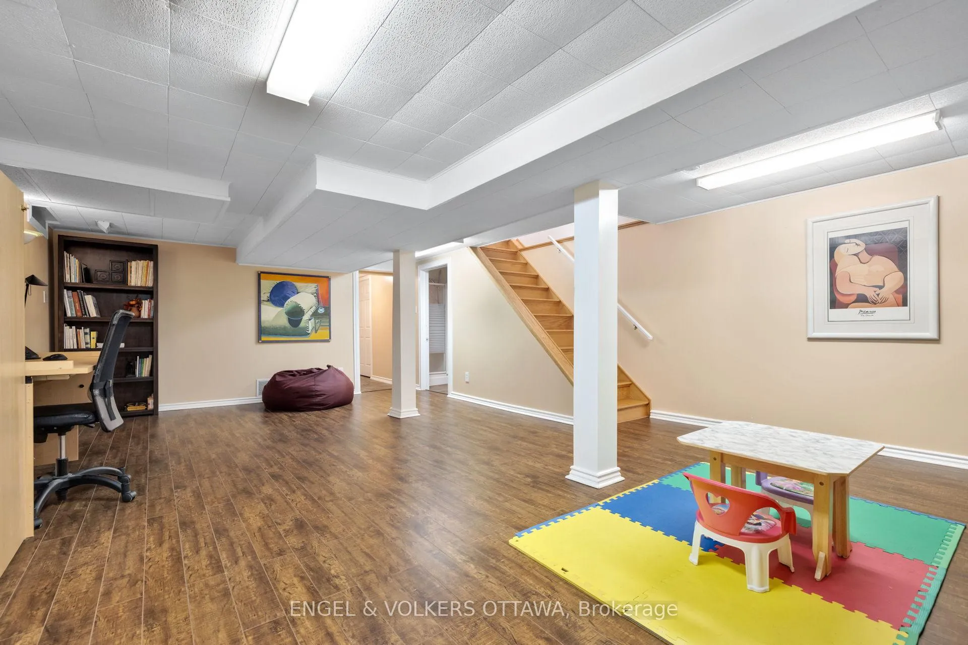 Photo 22 of 1173 St Jerome Crescent, Ottawa, Convent Glen North — HOMEH