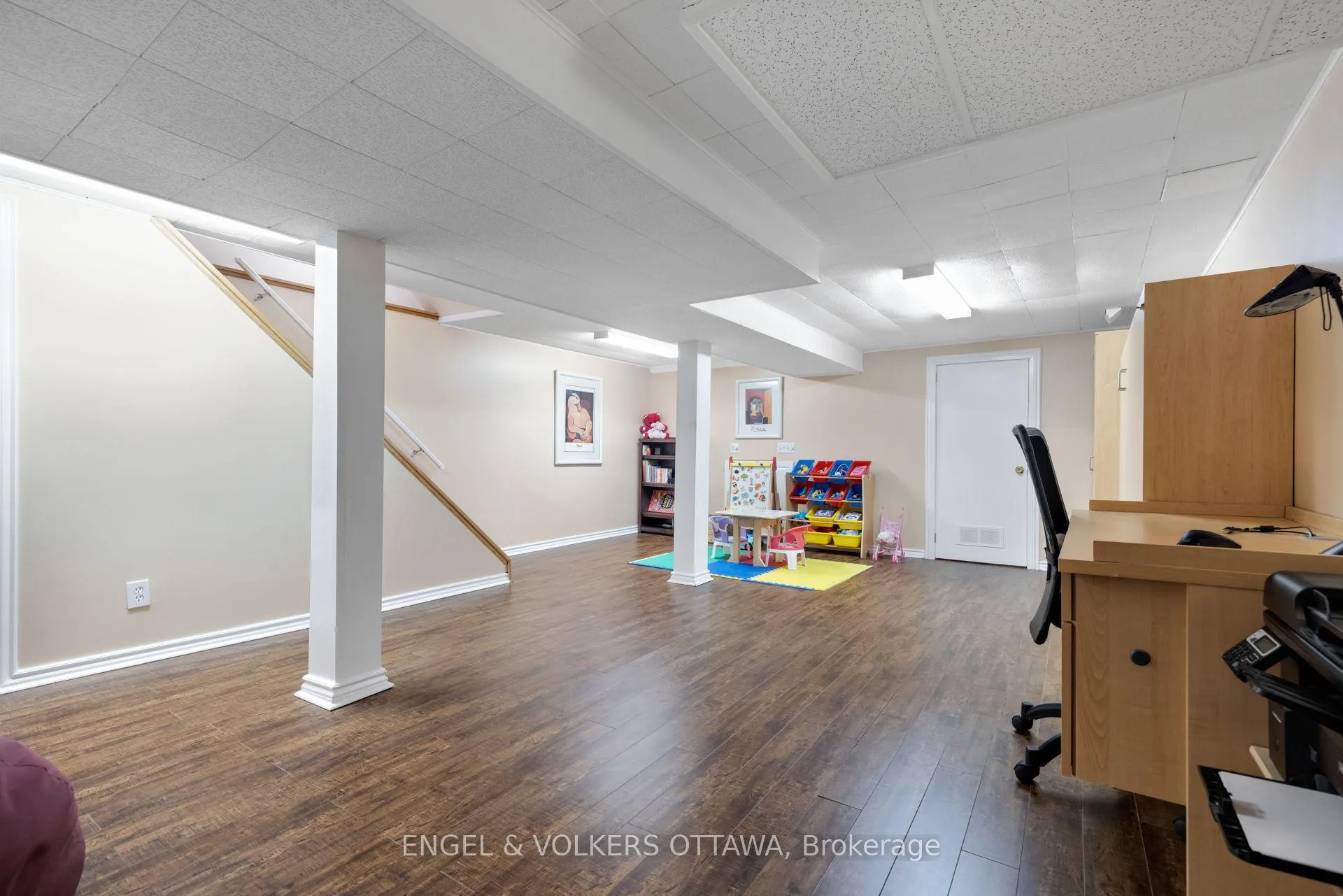 Photo 23 of 1173 St Jerome Crescent, Ottawa, Convent Glen North — HOMEH