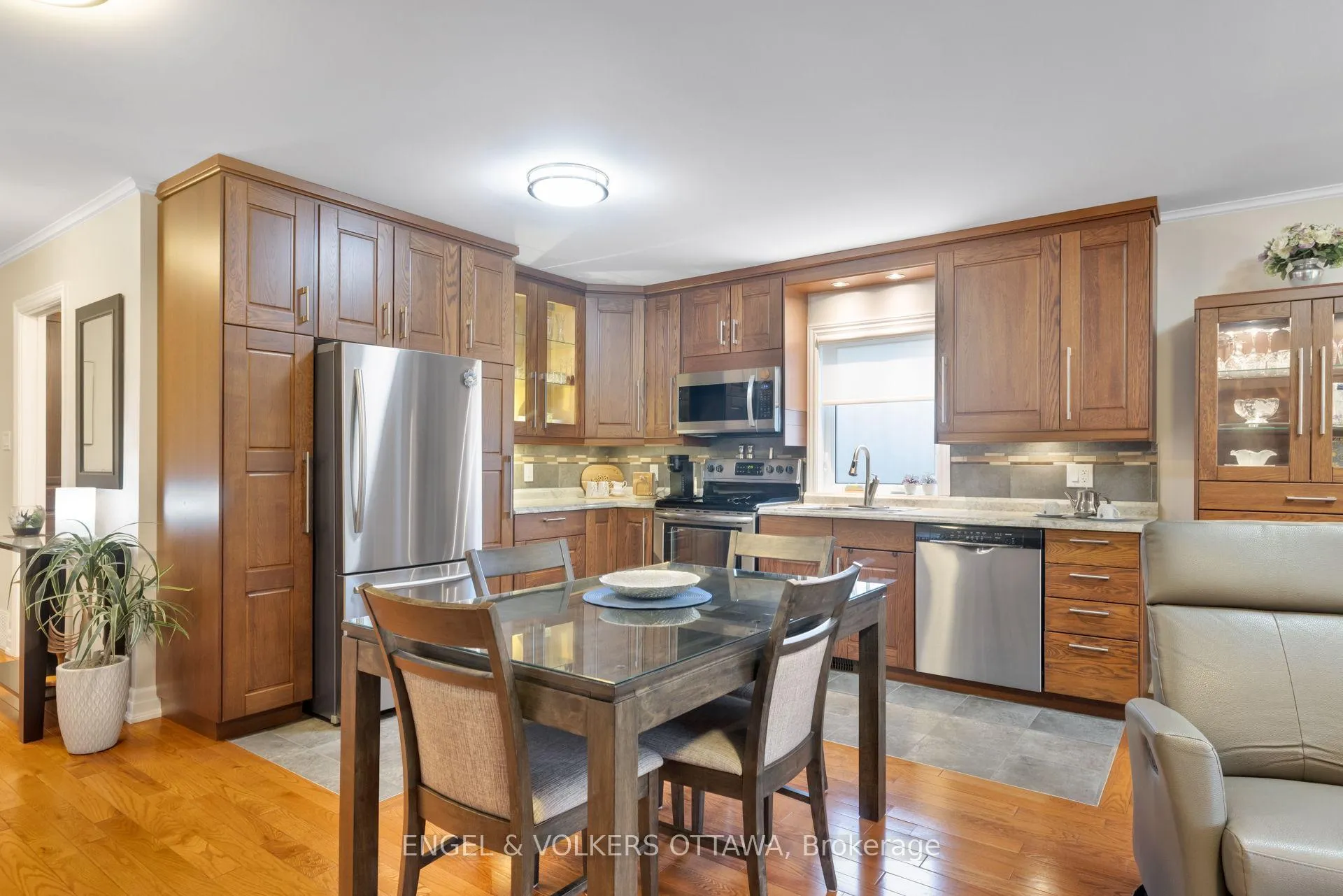 Photo 27 of 1173 St Jerome Crescent, Ottawa, Convent Glen North — HOMEH