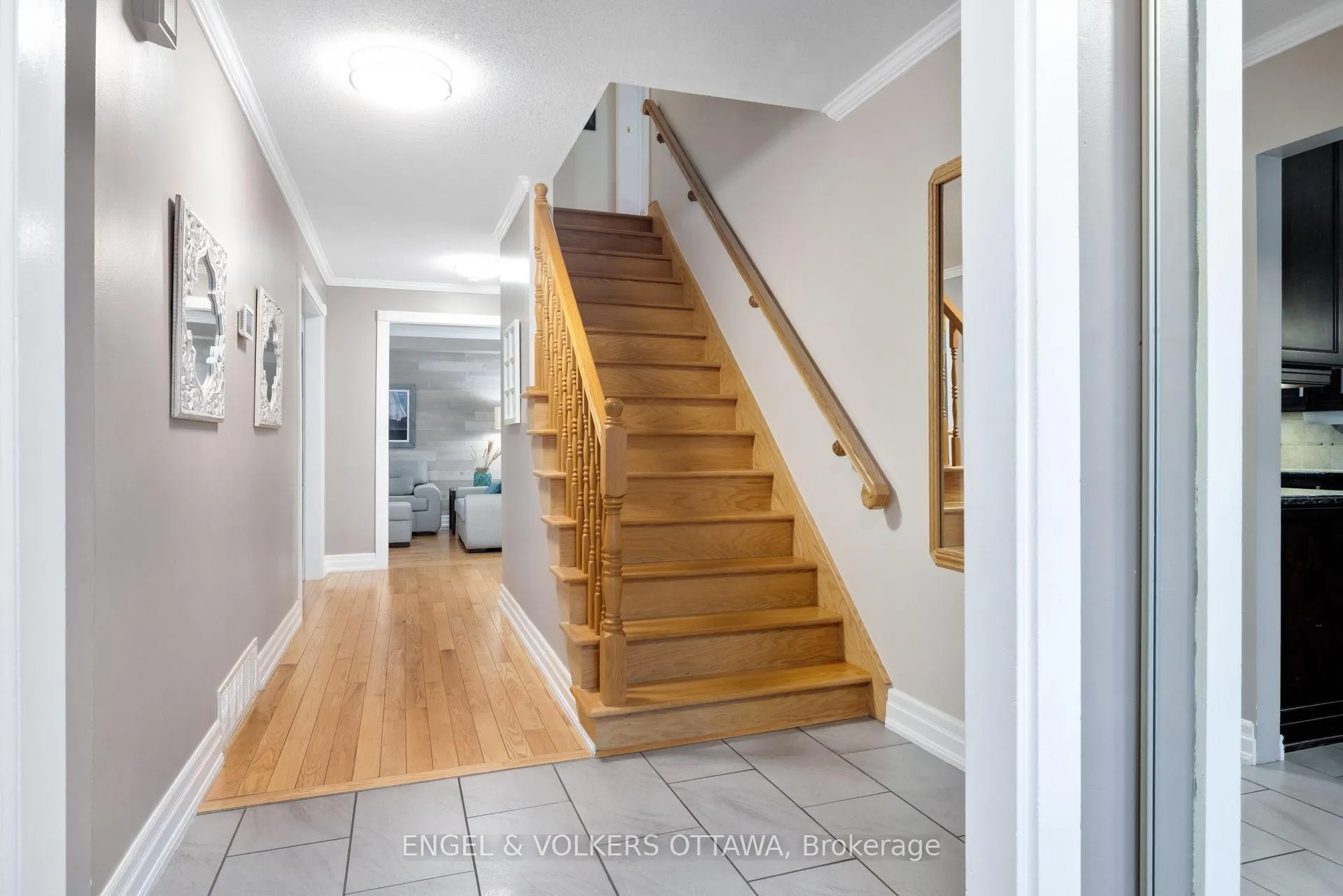 Photo 48 of 1173 St Jerome Crescent, Ottawa, Convent Glen North — HOMEH
