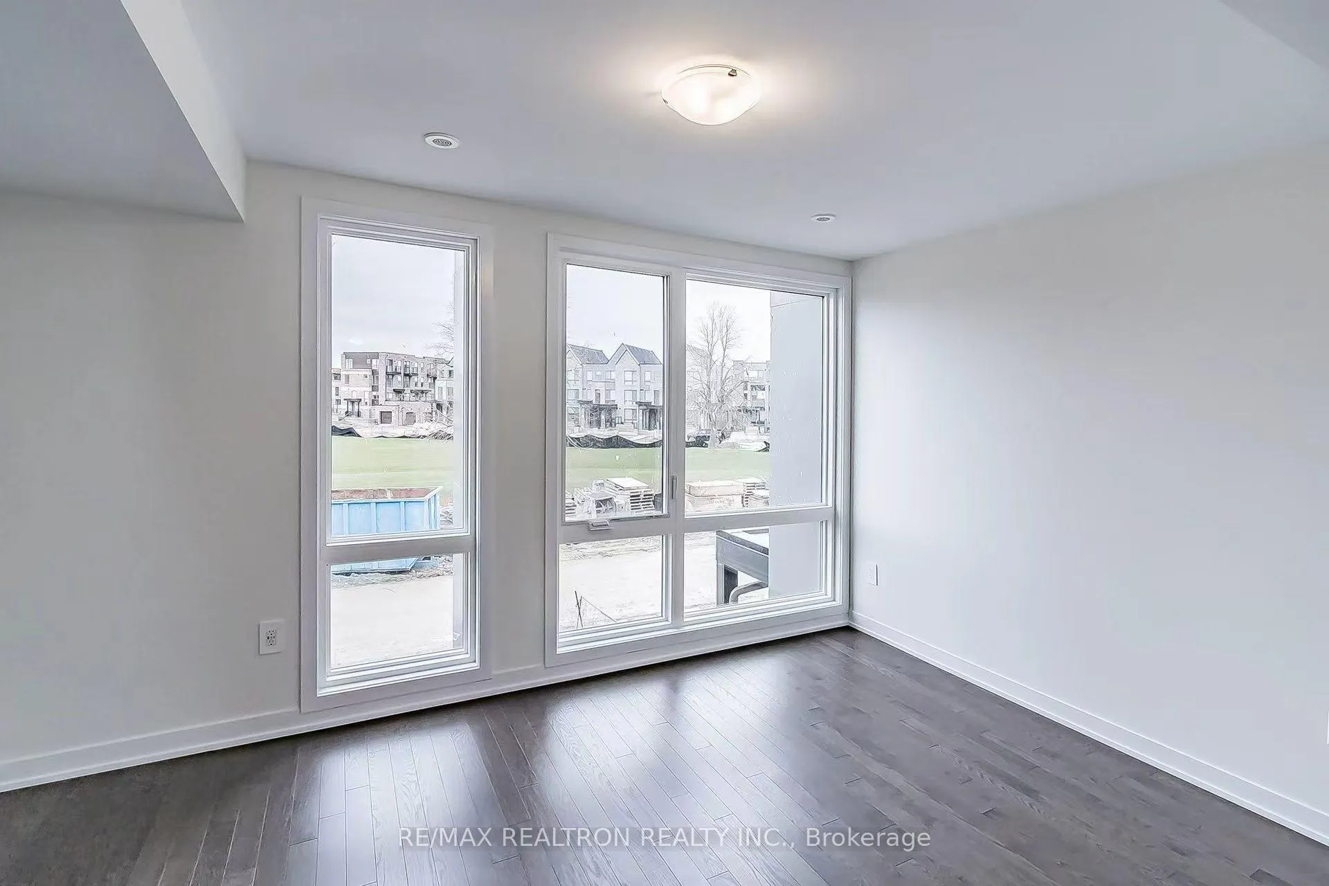 Photo 1 of 432 Lawrence Heights, Toronto, Englemount-Lawrence — HOMEH