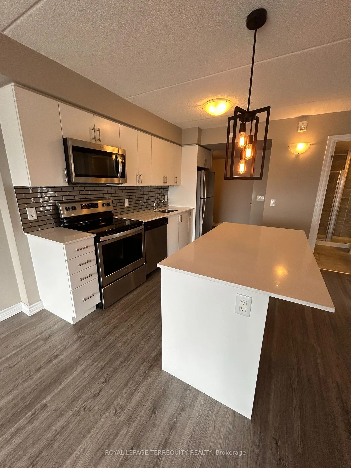 Photo 12 of Unit 611, 716 Main Street E, Milton, Timberlea — HOMEH