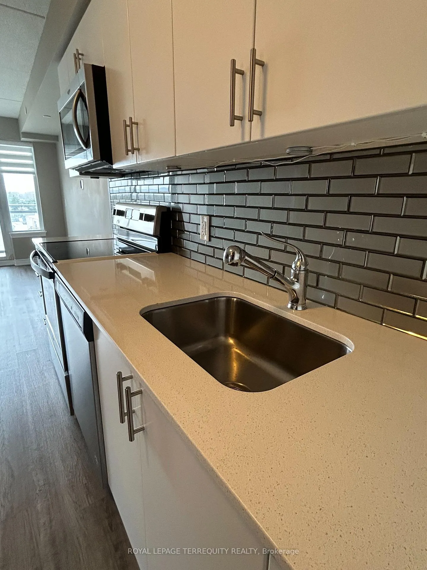 Photo 13 of Unit 611, 716 Main Street E, Milton, Timberlea — HOMEH