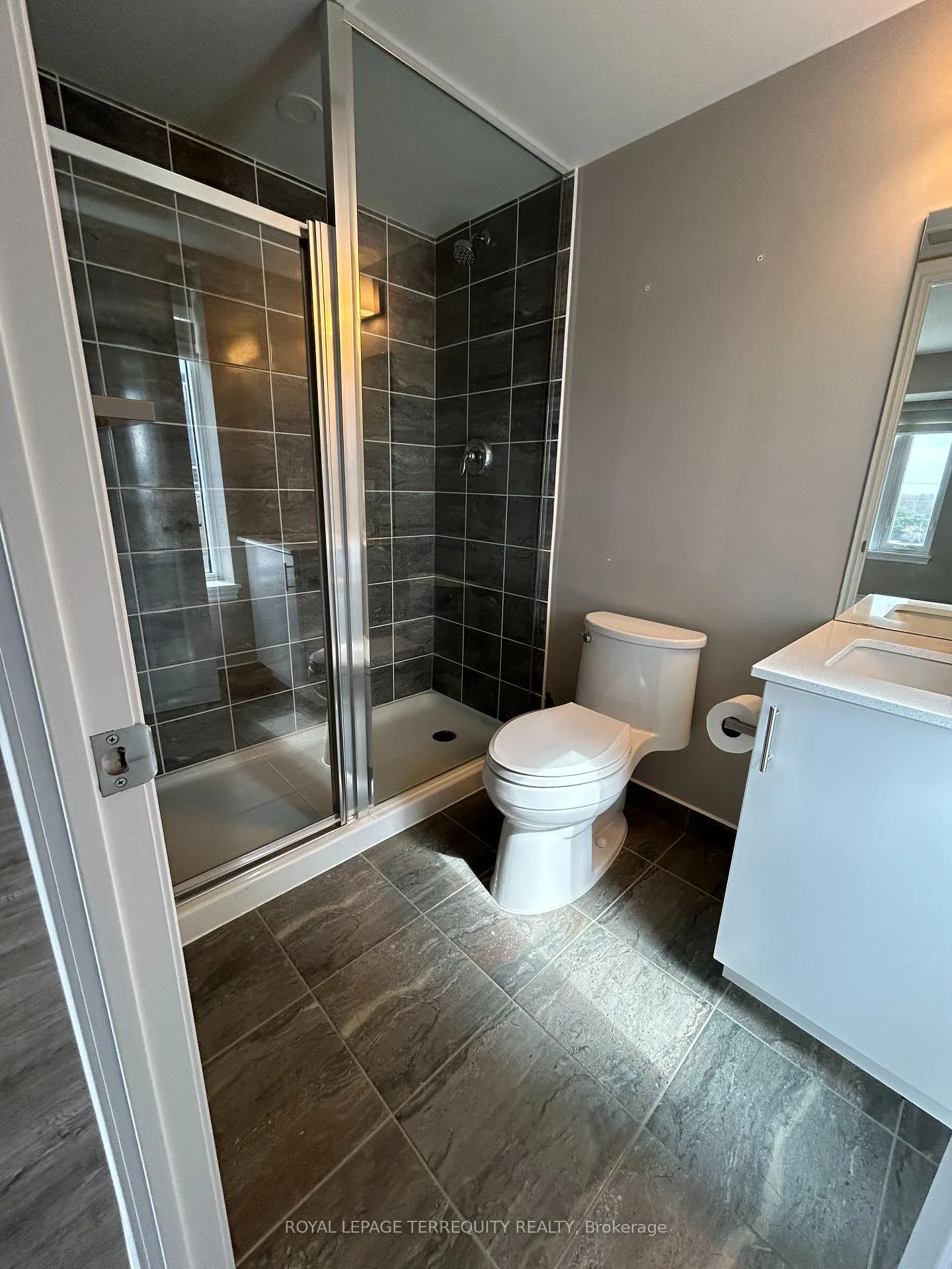 Photo 20 of Unit 611, 716 Main Street E, Milton, Timberlea — HOMEH