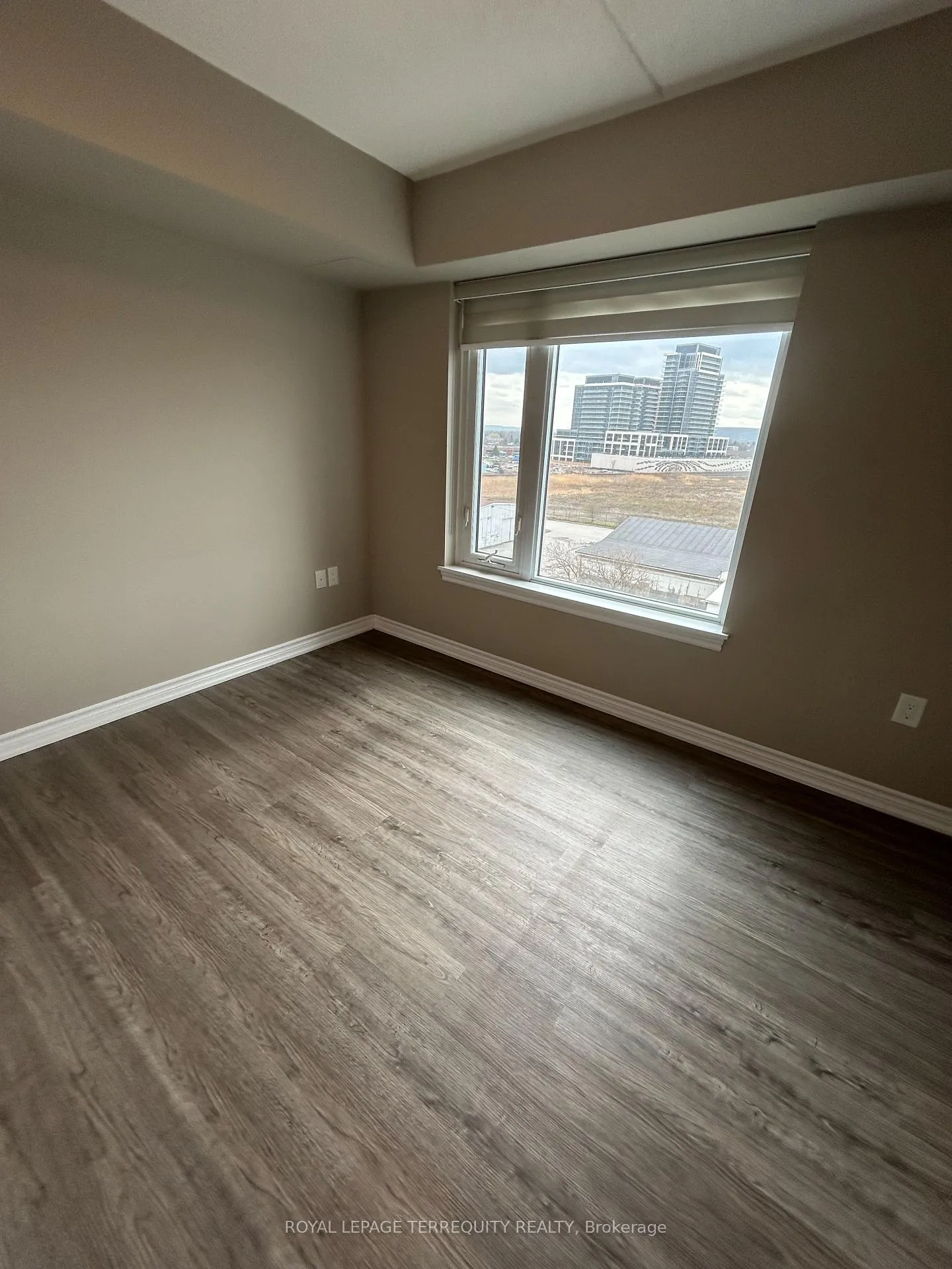 Photo 23 of Unit 611, 716 Main Street E, Milton, Timberlea — HOMEH