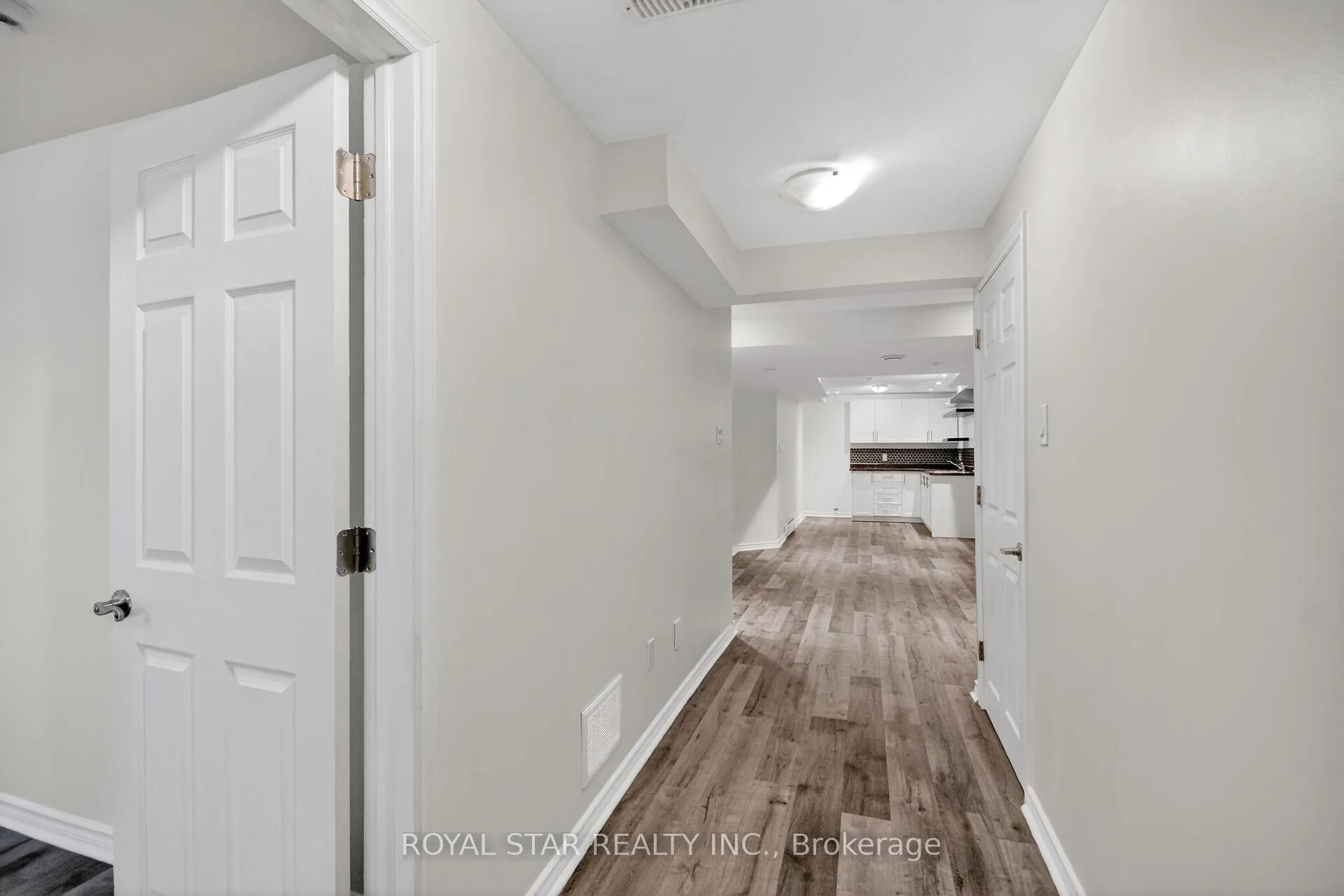 Photo 33 of 1448 Queensdale Avenue, Ottawa, Blossom Park/Kemp Park/Findlay Creek — HOMEH