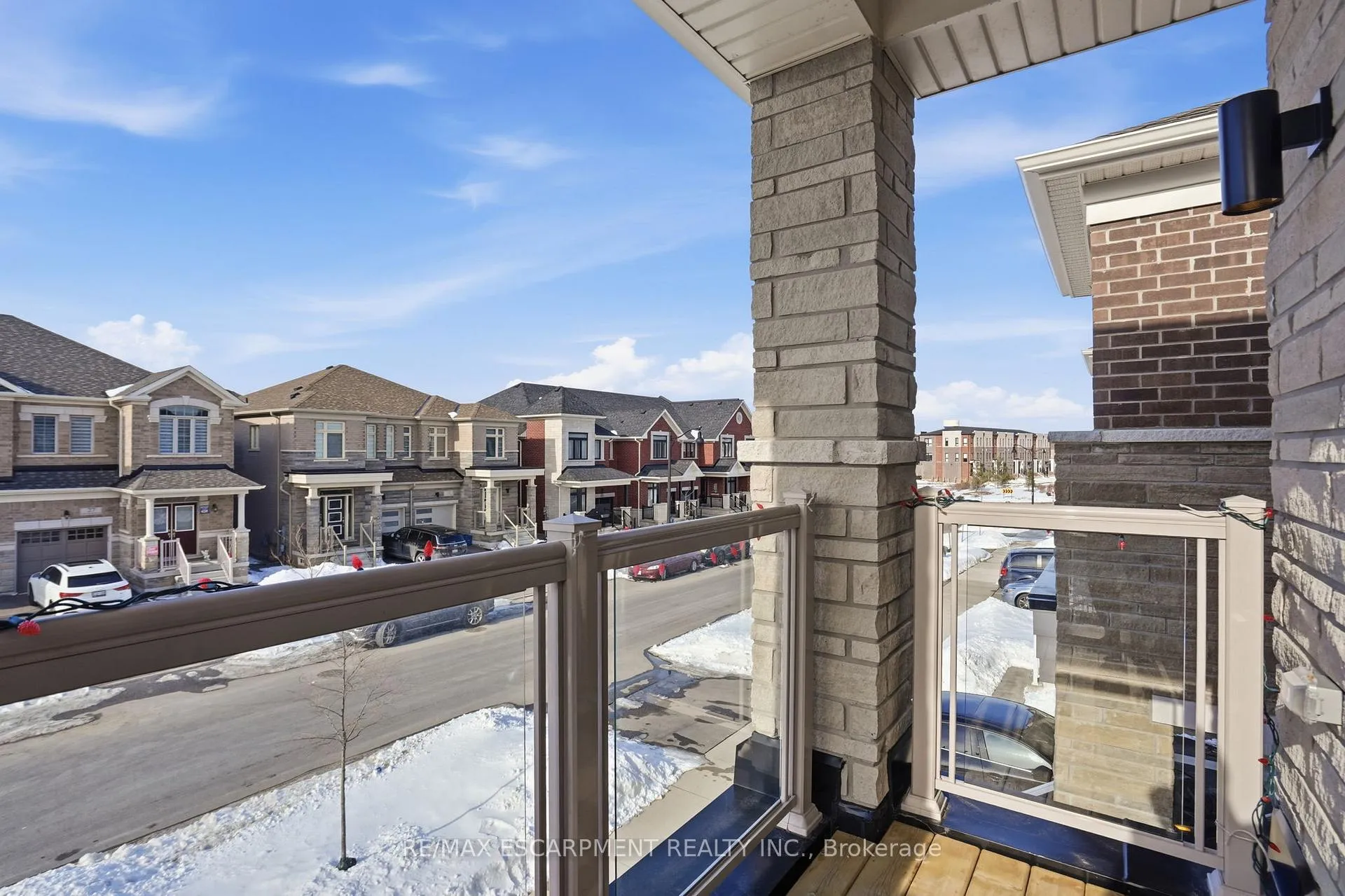 Photo 34 of 24 Great Falls Boulevard, Hamilton, Waterdown — HOMEH