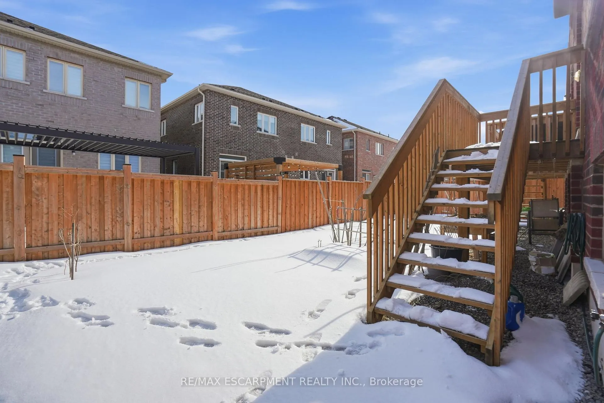 Photo 36 of 24 Great Falls Boulevard, Hamilton, Waterdown — HOMEH
