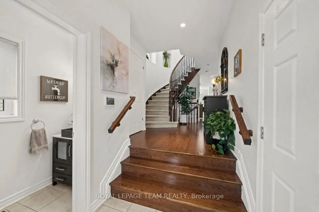 Photo 9 of 766 Paul Metivier Drive, Ottawa, Barrhaven - Strandherd — HOMEH