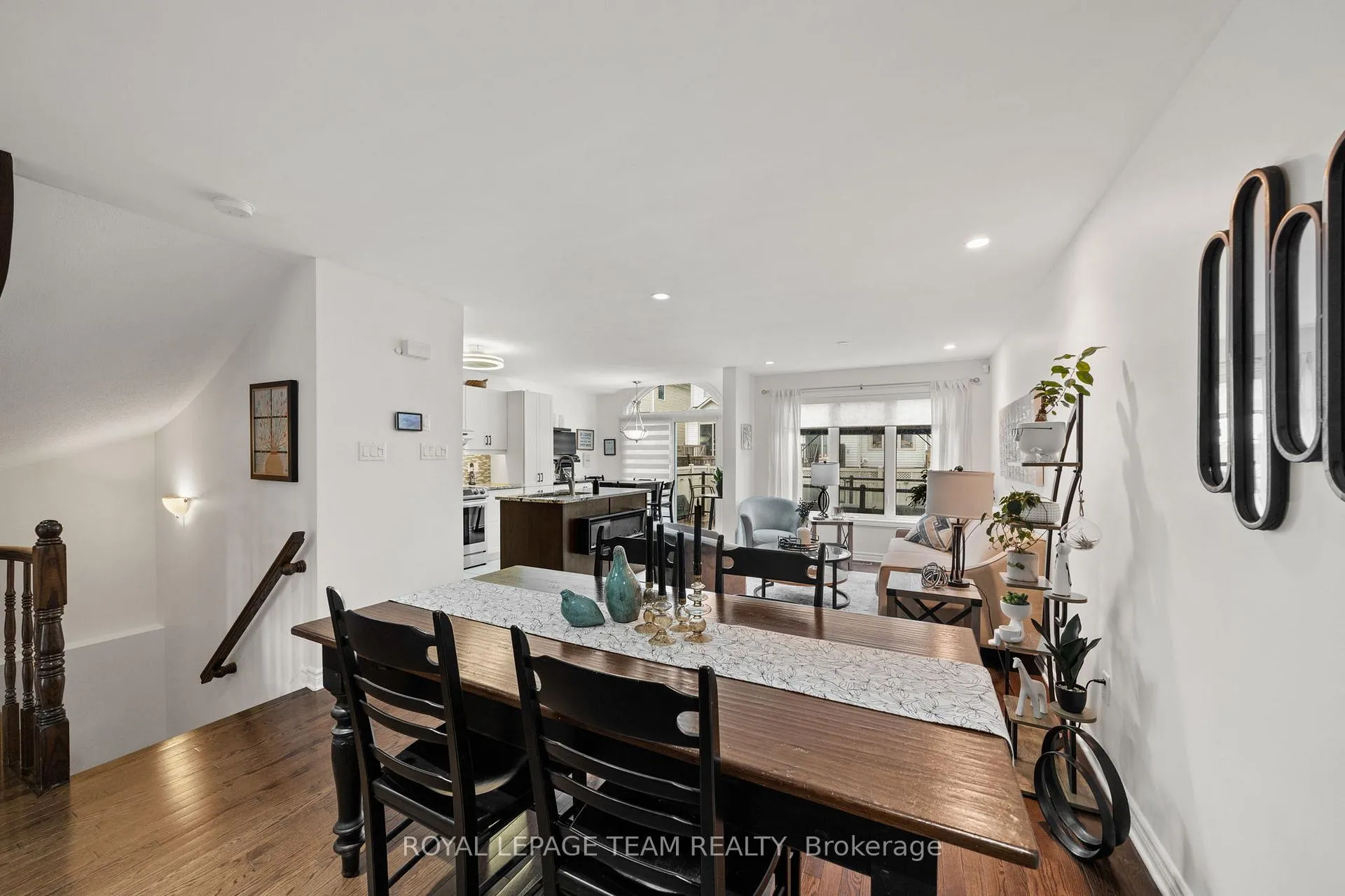 Photo 13 of 766 Paul Metivier Drive, Ottawa, Barrhaven - Strandherd — HOMEH