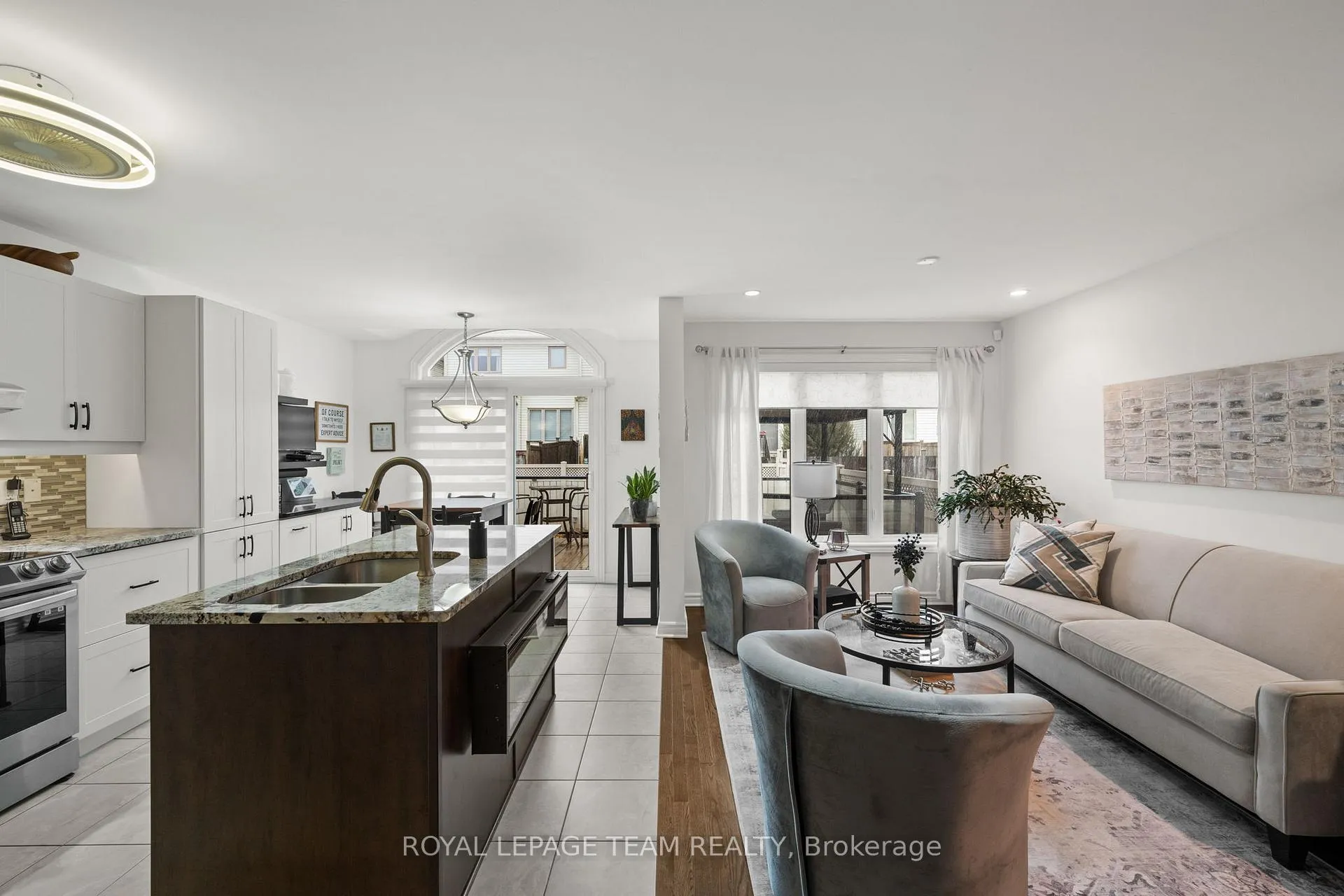 Photo 15 of 766 Paul Metivier Drive, Ottawa, Barrhaven - Strandherd — HOMEH