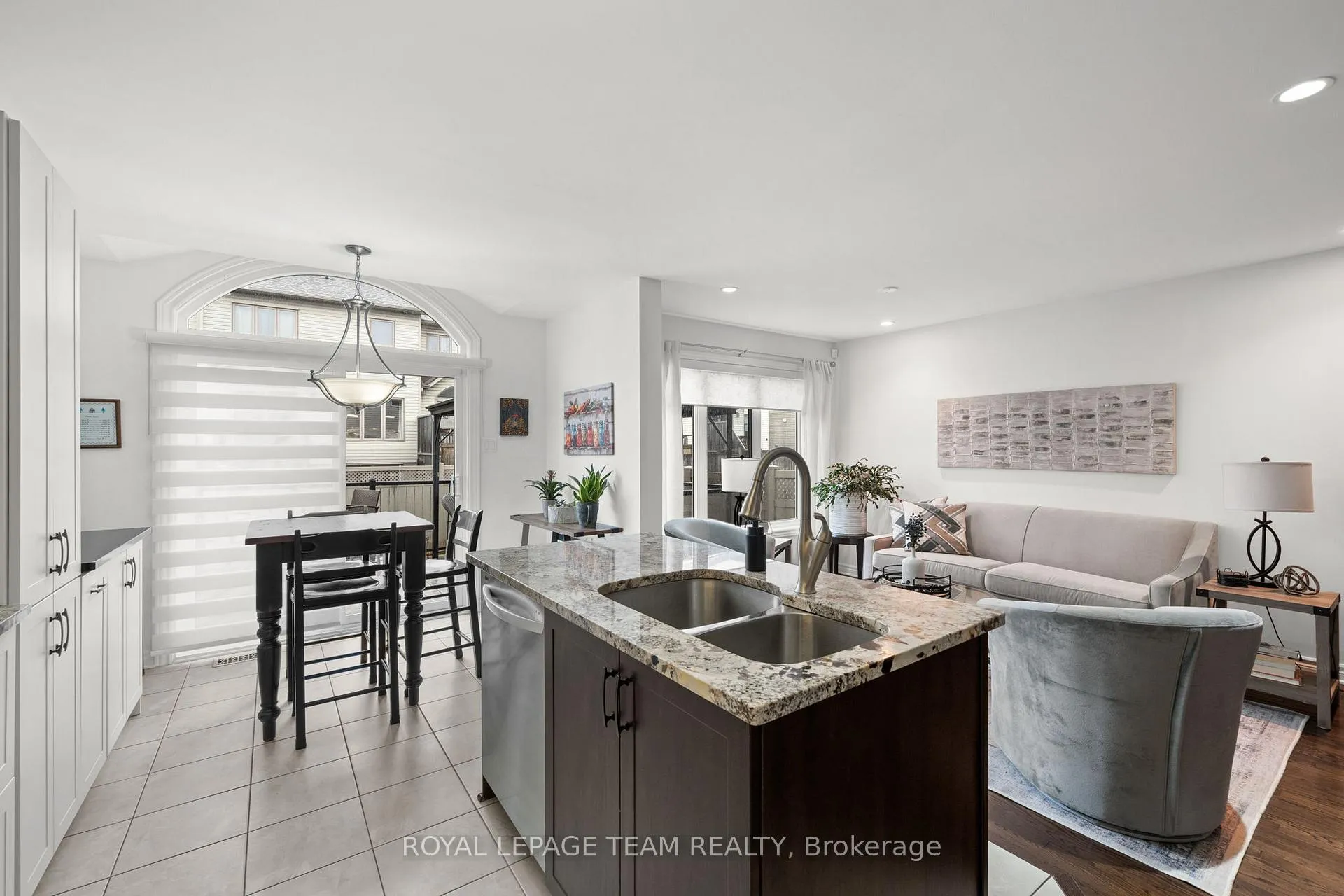 Photo 19 of 766 Paul Metivier Drive, Ottawa, Barrhaven - Strandherd — HOMEH