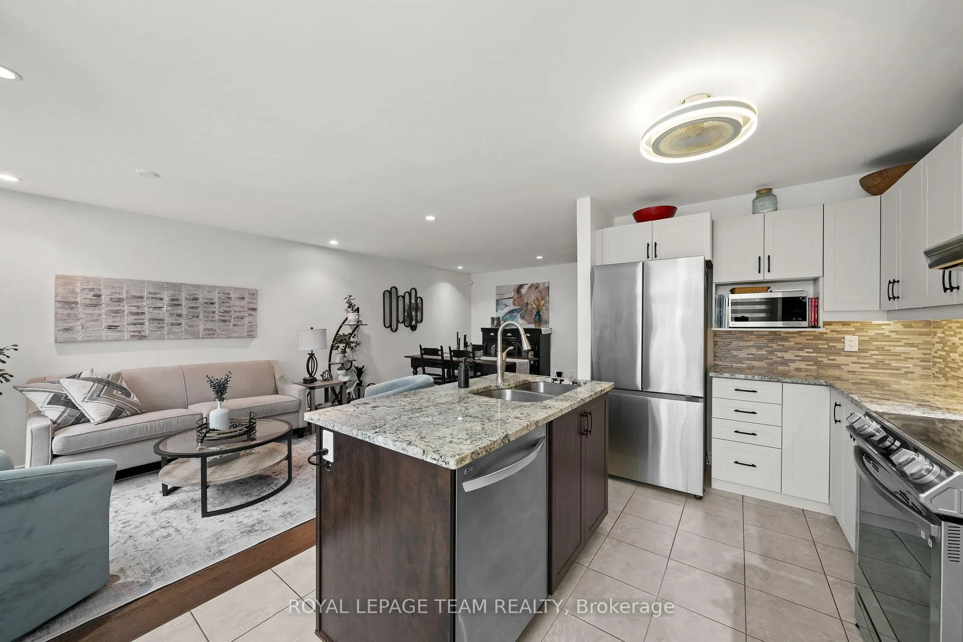 Photo 21 of 766 Paul Metivier Drive, Ottawa, Barrhaven - Strandherd — HOMEH
