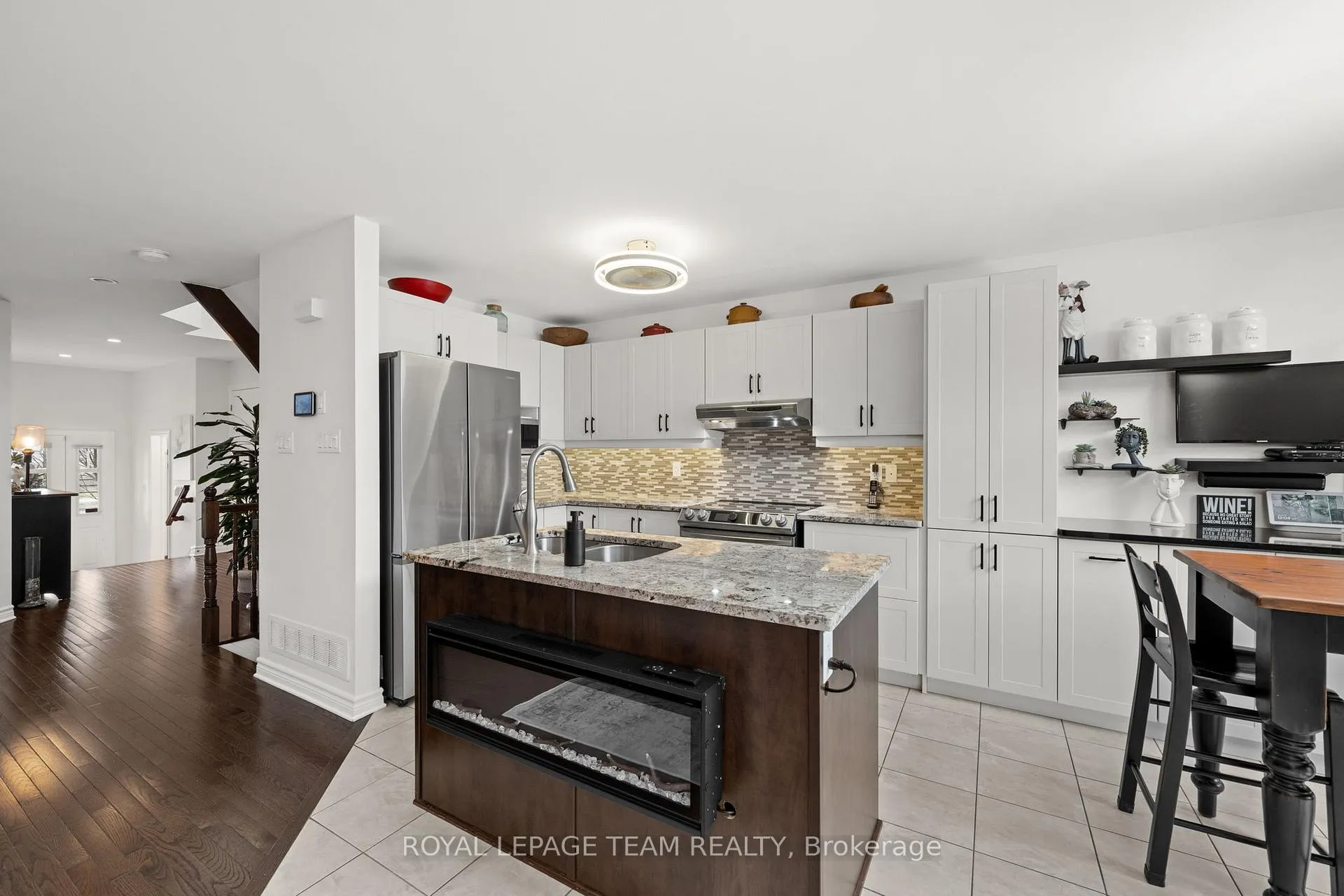 Photo 22 of 766 Paul Metivier Drive, Ottawa, Barrhaven - Strandherd — HOMEH