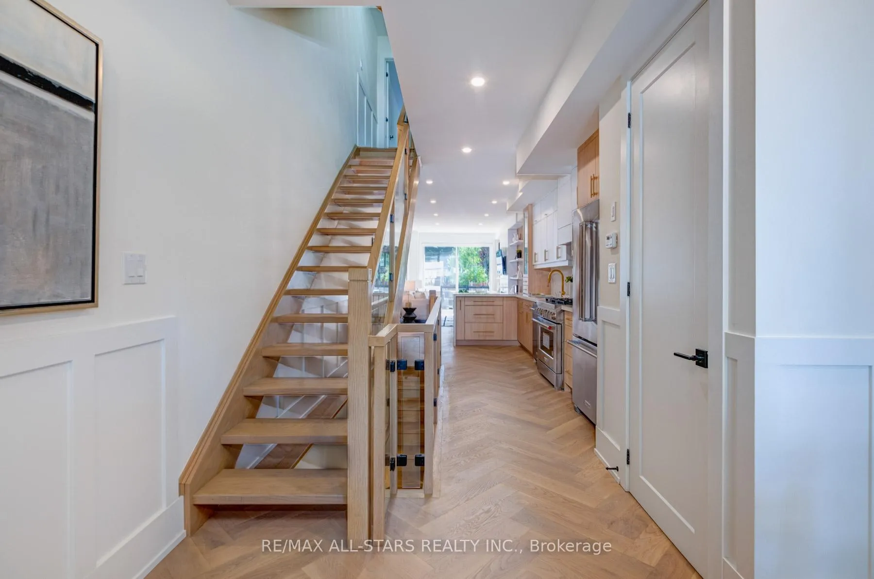 Photo 6 of 5A kimberley Avenue, Toronto, East End-Danforth — HOMEH