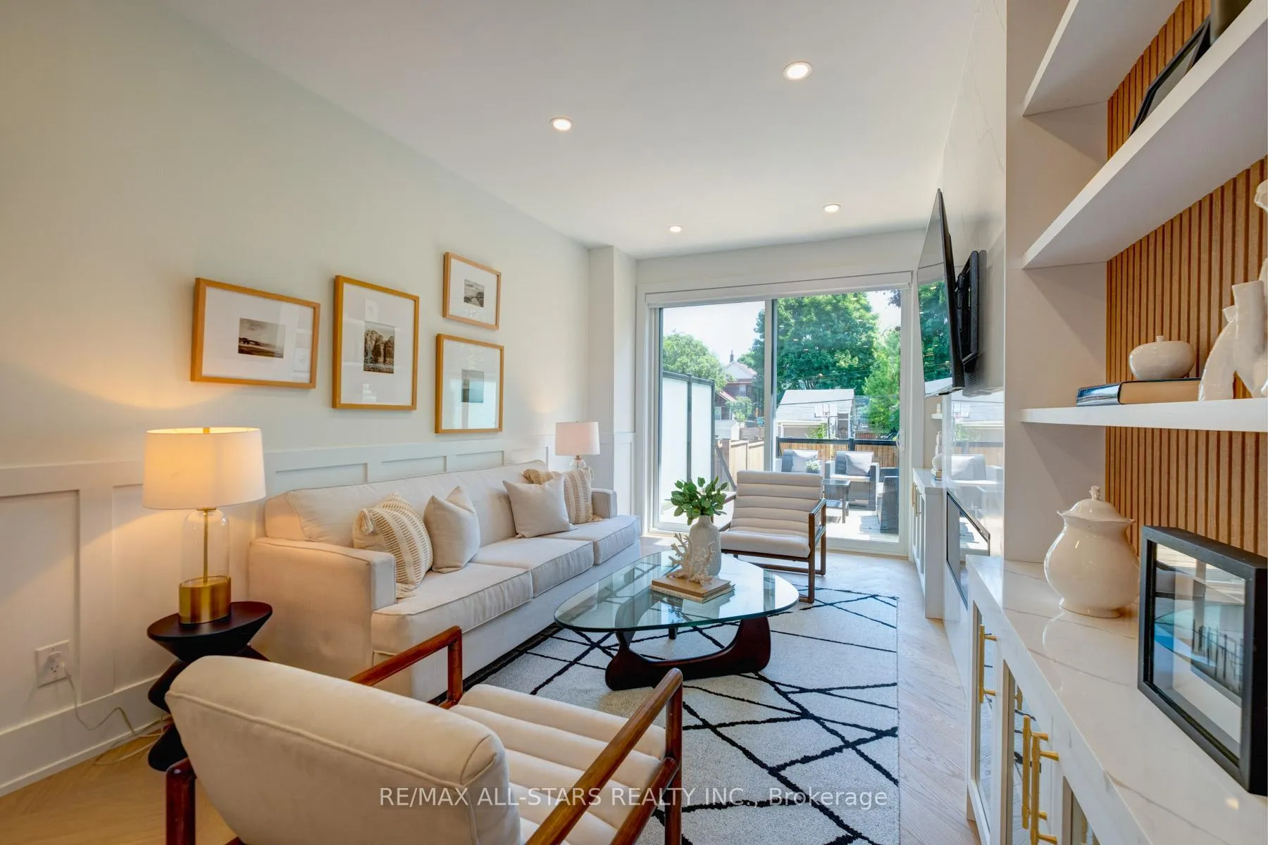 Photo 14 of 5A kimberley Avenue, Toronto, East End-Danforth — HOMEH