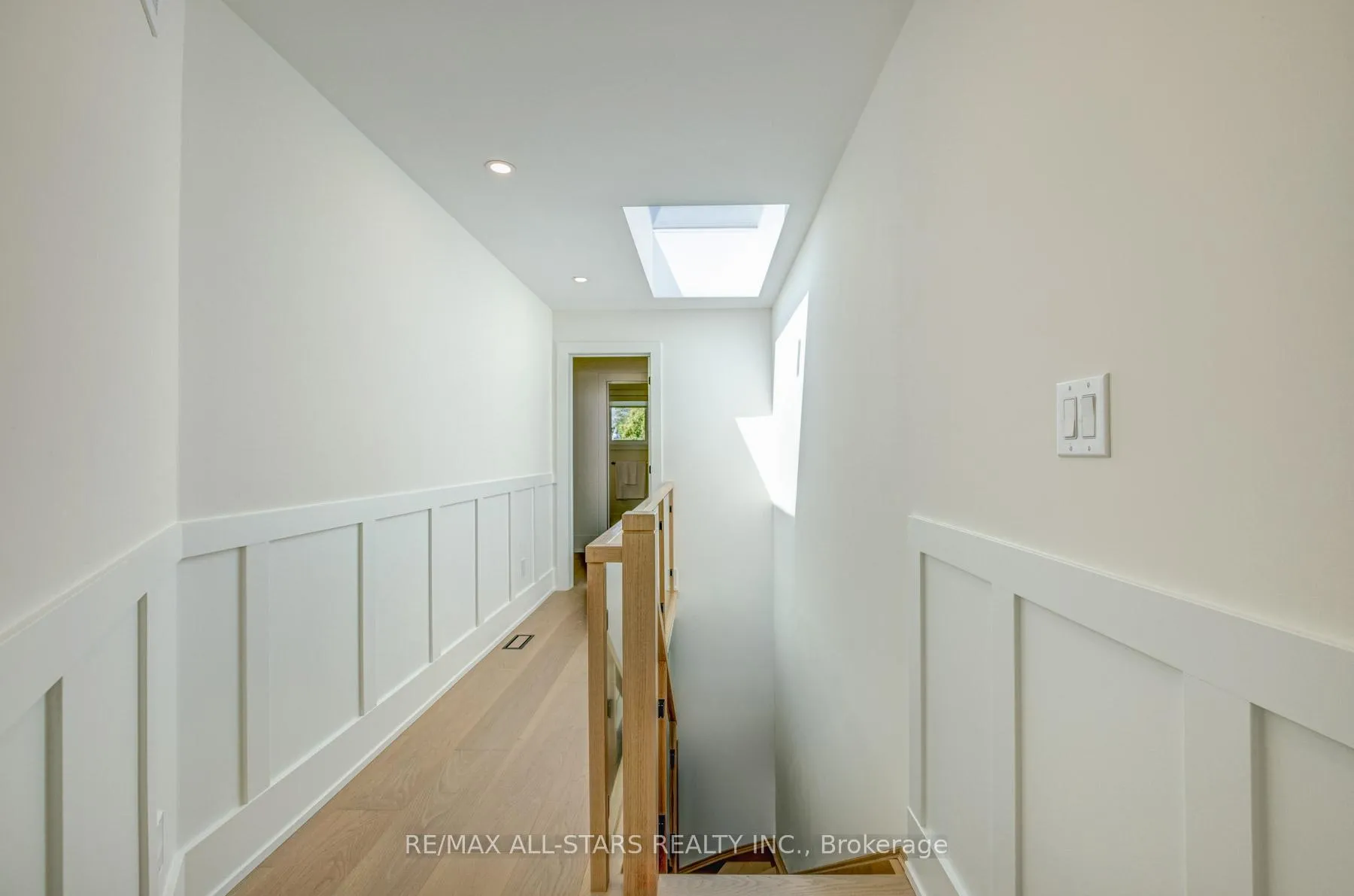 Photo 24 of 5A kimberley Avenue, Toronto, East End-Danforth — HOMEH