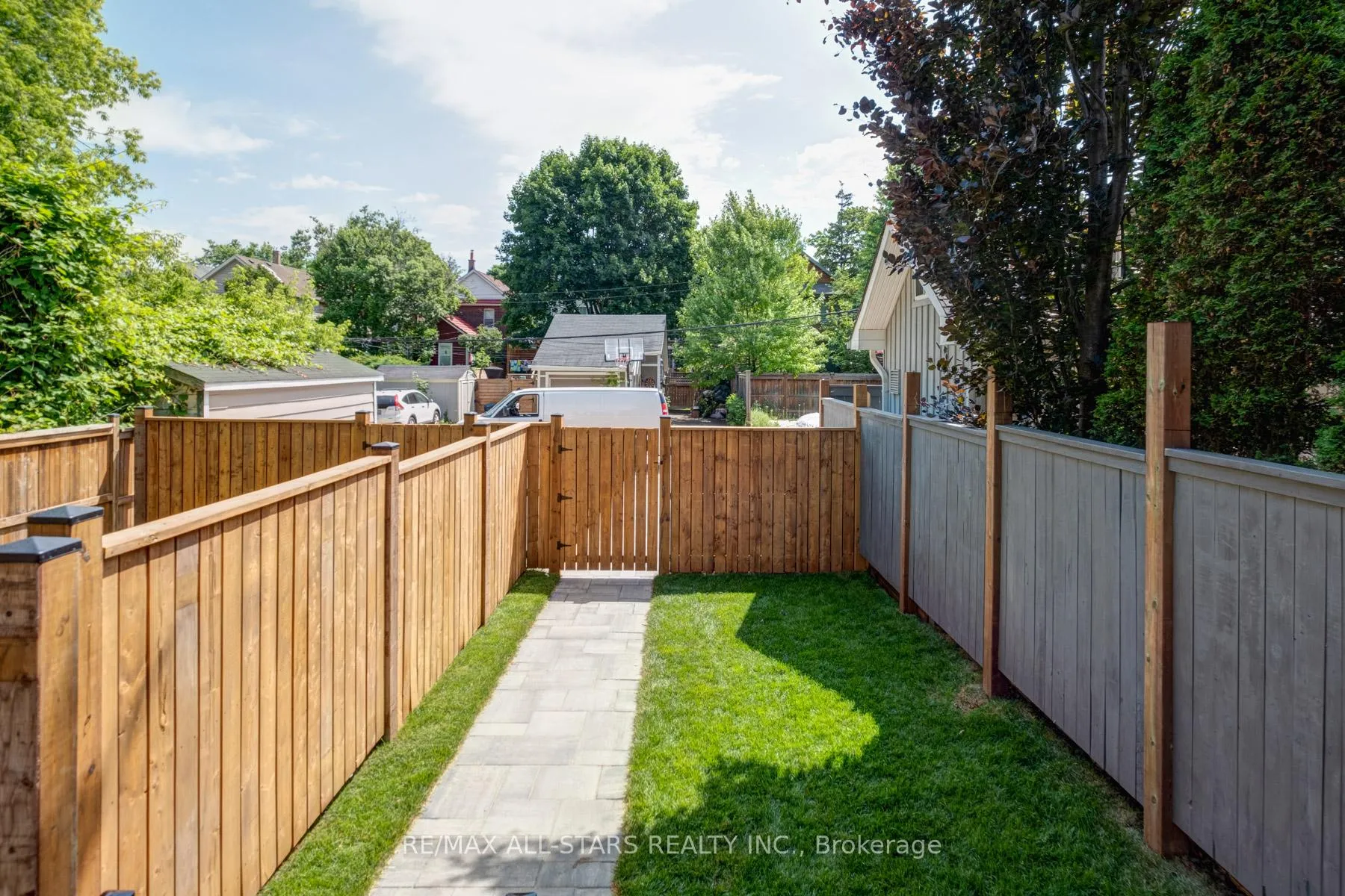 Photo 41 of 5A kimberley Avenue, Toronto, East End-Danforth — HOMEH