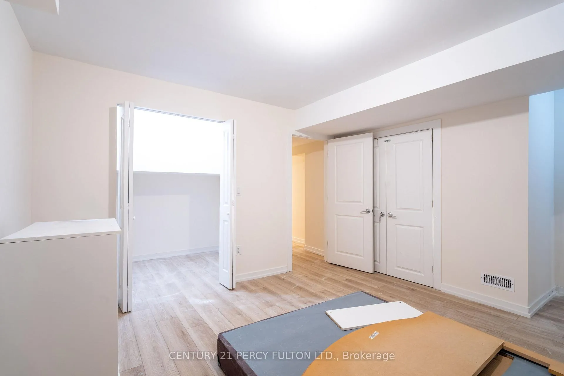 Photo 13 of 1606 Moonbeem Glen, Pickering, Village East — HOMEH