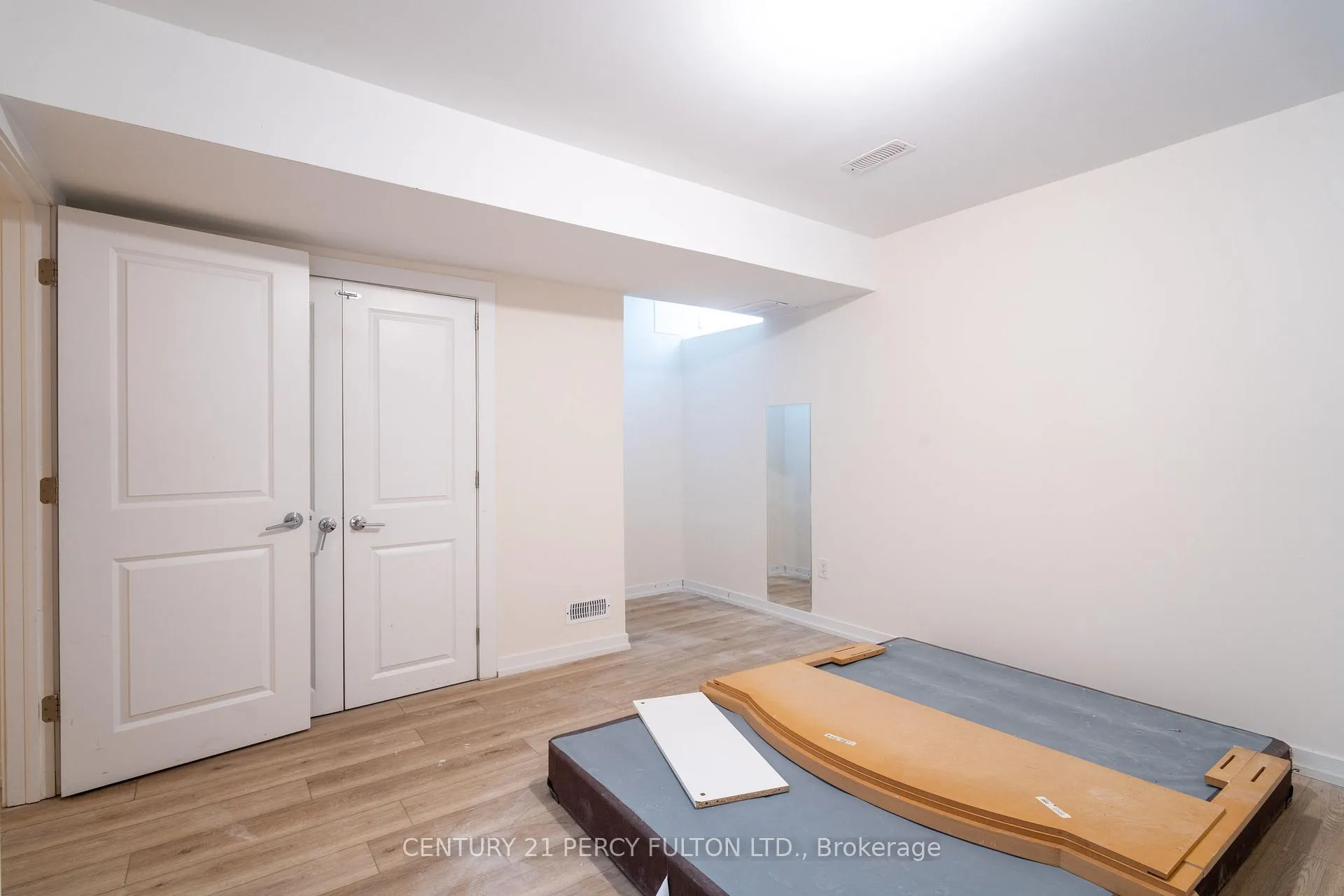 Photo 14 of 1606 Moonbeem Glen, Pickering, Village East — HOMEH