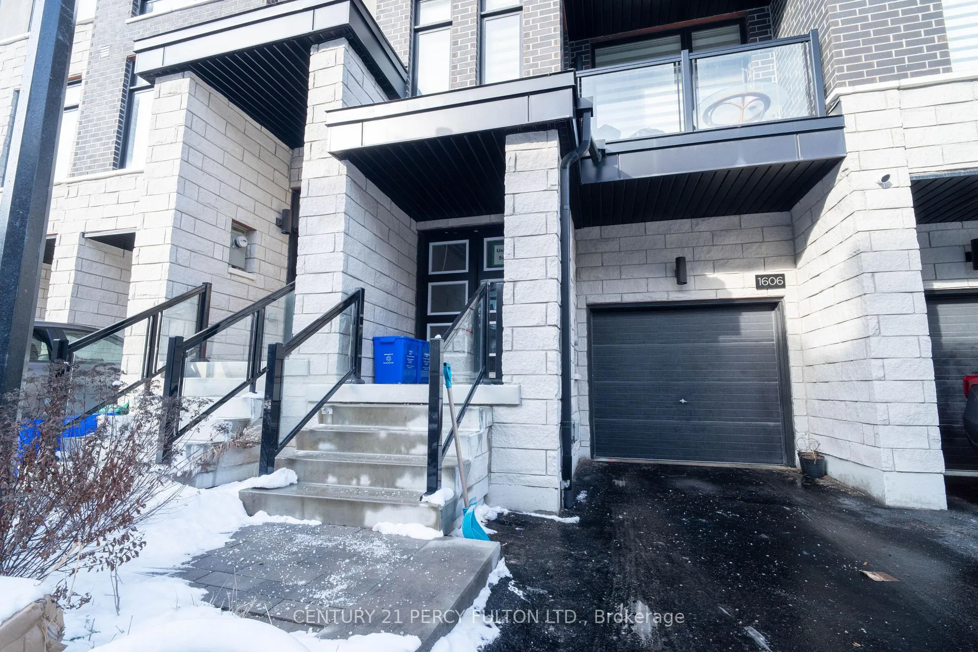 Photo 19 of 1606 Moonbeem Glen, Pickering, Village East — HOMEH