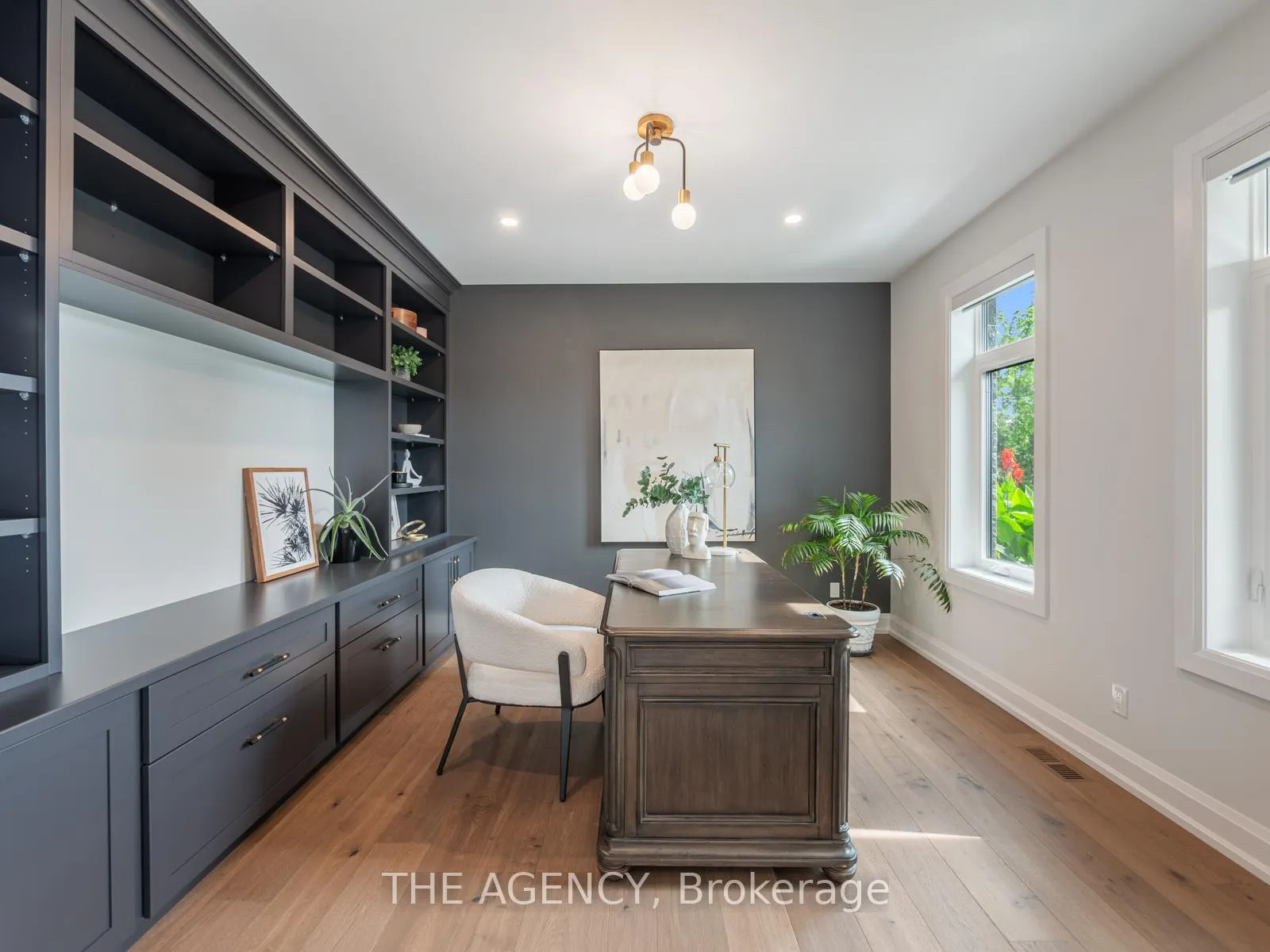 Photo 5 of 1514 Centre Road, Hamilton, Rural Flamborough — HOMEH