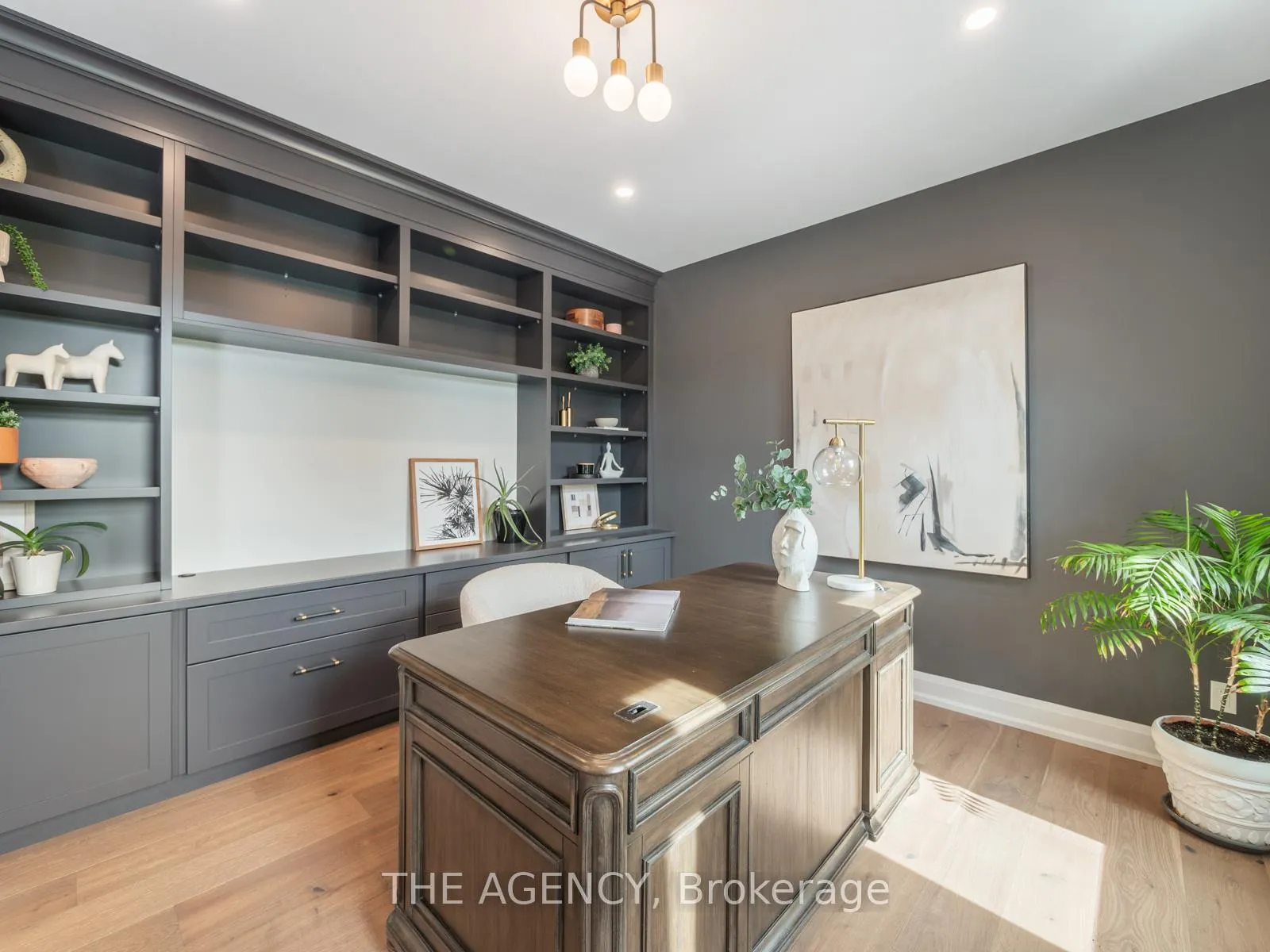 Photo 6 of 1514 Centre Road, Hamilton, Rural Flamborough — HOMEH