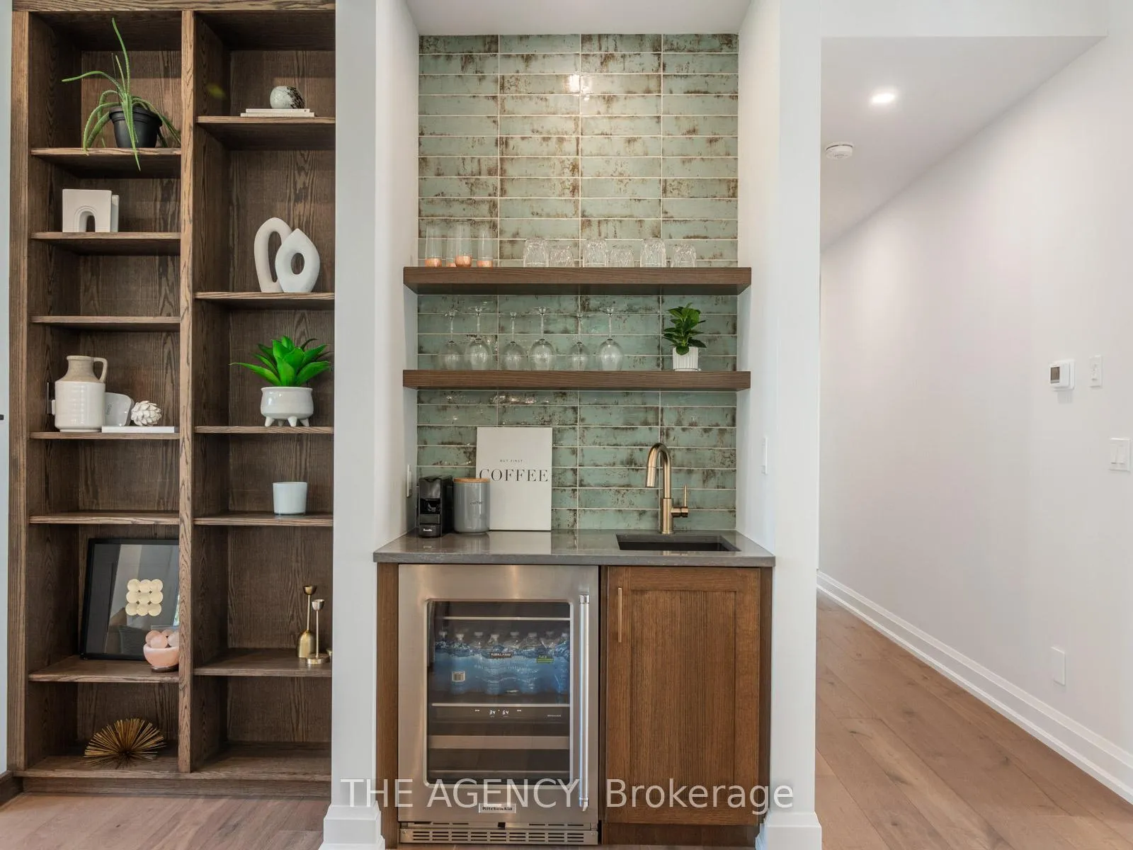 Photo 10 of 1514 Centre Road, Hamilton, Rural Flamborough — HOMEH