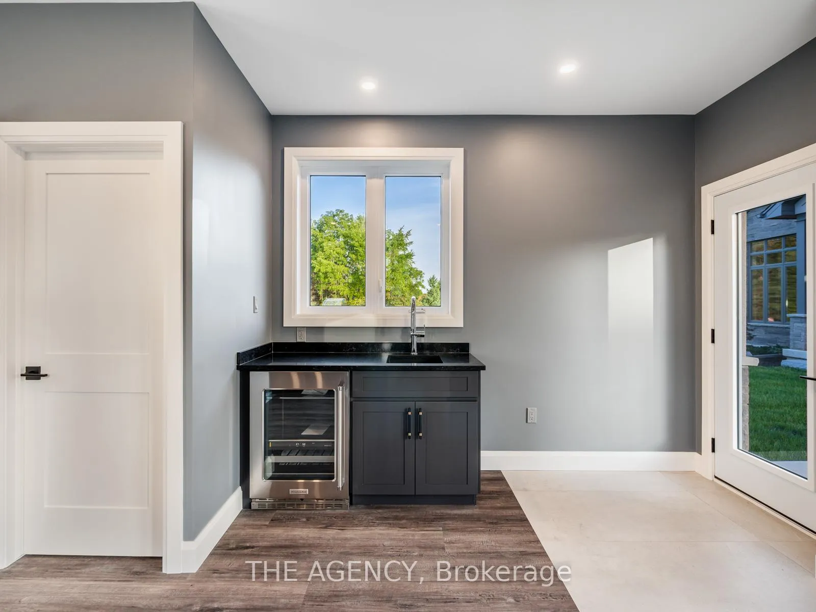 Photo 31 of 1514 Centre Road, Hamilton, Rural Flamborough — HOMEH