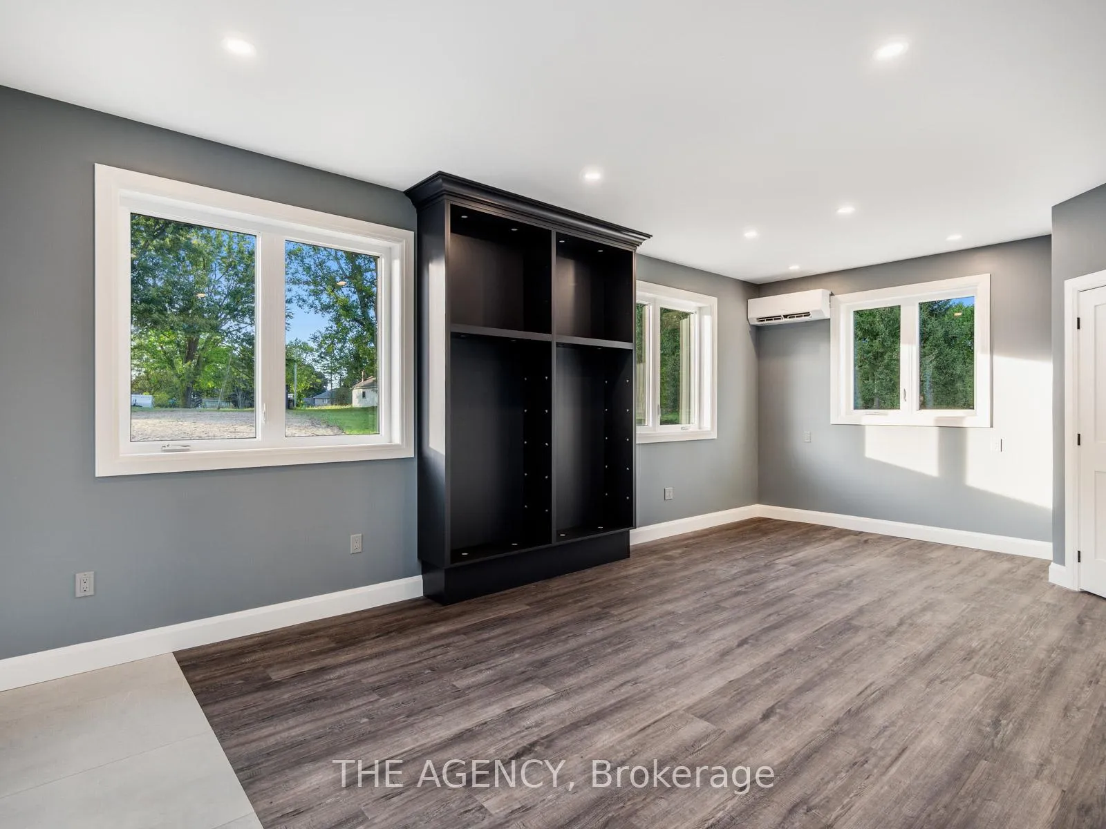 Photo 32 of 1514 Centre Road, Hamilton, Rural Flamborough — HOMEH