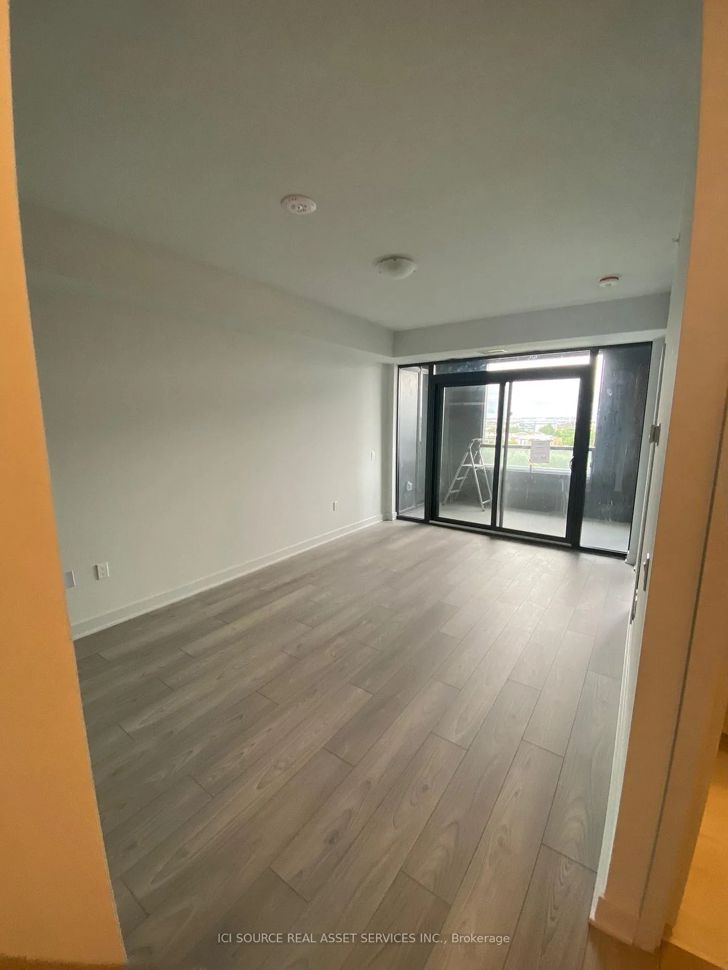 Photo 6 of Unit 703, 2920 Highway 7, Vaughan, Concord — HOMEH