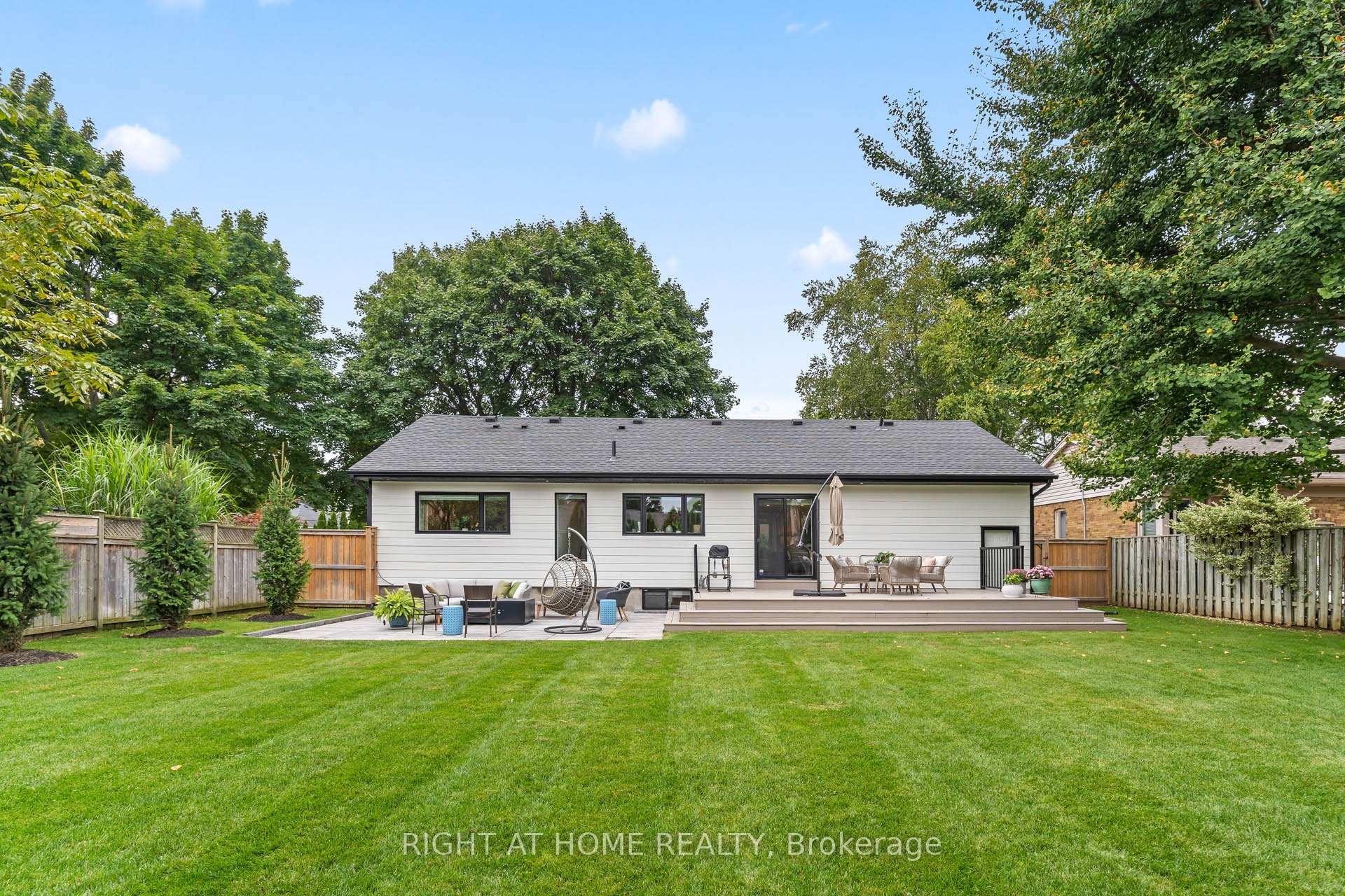 Photo 38 of 545 Huron Drive, Burlington, LaSalle — HOMEH