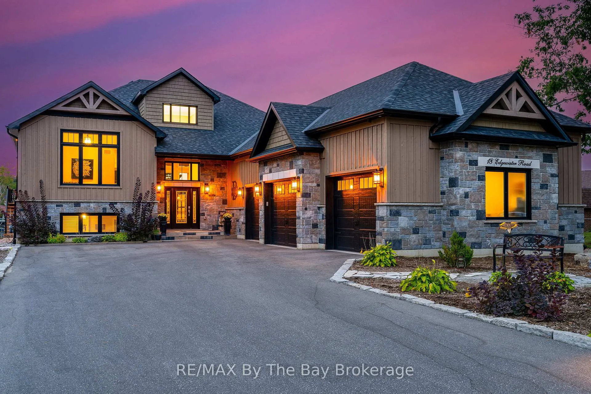 Photo 1 of 18 Edgewater Road, Wasaga Beach — HOMEH