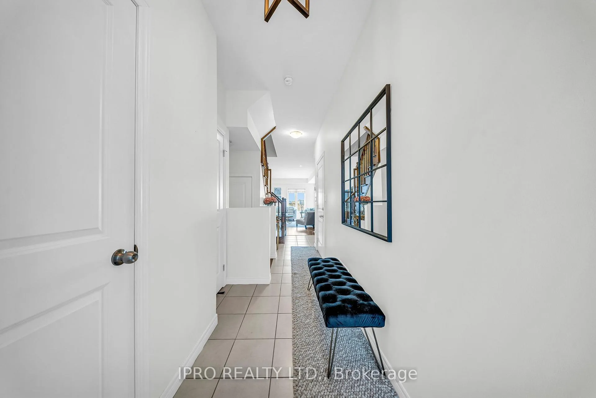 Photo 4 of 18 Serenity Lane, Hamilton, Stoney Creek Mountain — HOMEH