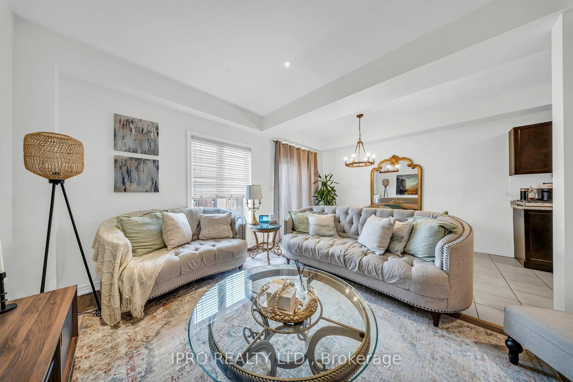 Photo 8 of 18 Serenity Lane, Hamilton, Stoney Creek Mountain — HOMEH