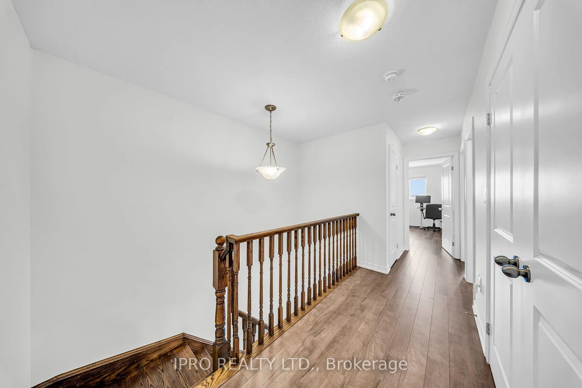 Photo 15 of 18 Serenity Lane, Hamilton, Stoney Creek Mountain — HOMEH
