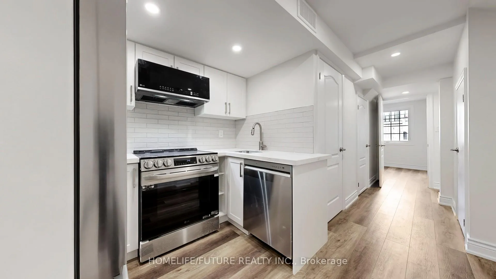 Photo 32 of 89 Hammersly Boulevard, Markham, Wismer — HOMEH