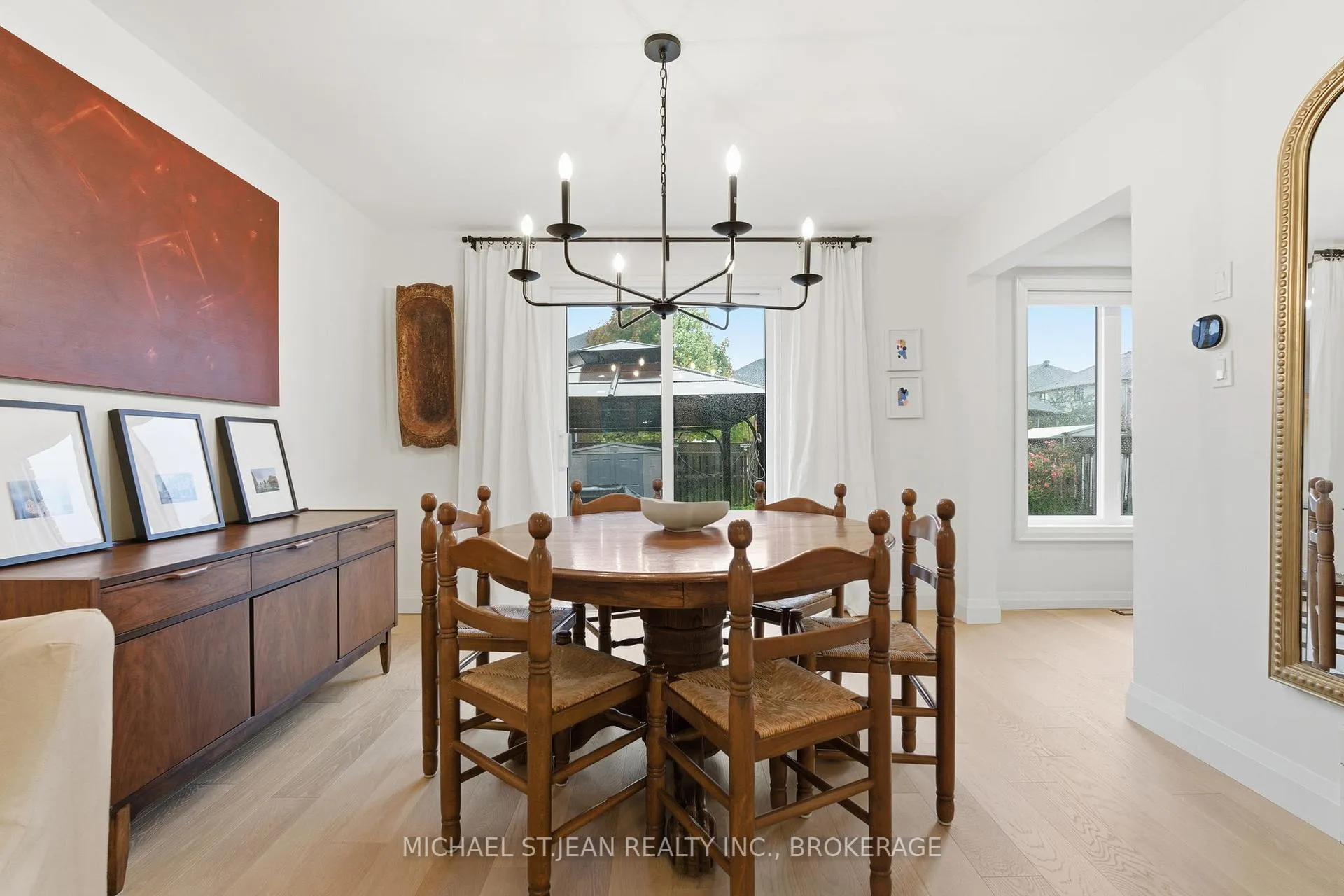 Photo 10 of 92 Colin Crescent, Hamilton, Jerome — HOMEH