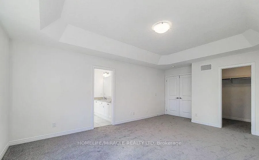 Photo 12 of 272 Broadacre Drive, Kitchener — HOMEH