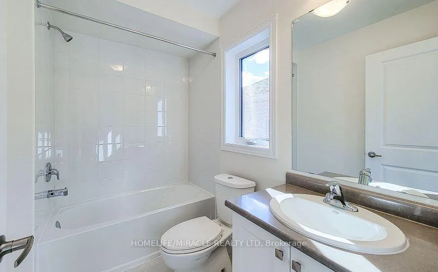 Photo 35 of 272 Broadacre Drive, Kitchener — HOMEH