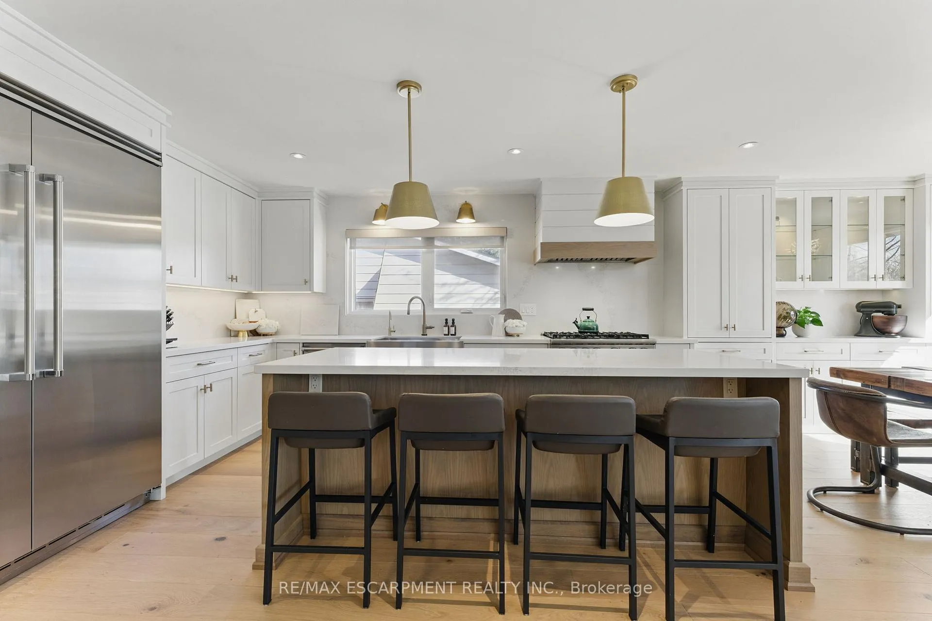 Photo 8 of 563 Tuscarora Drive, Hamilton, Ancaster — HOMEH