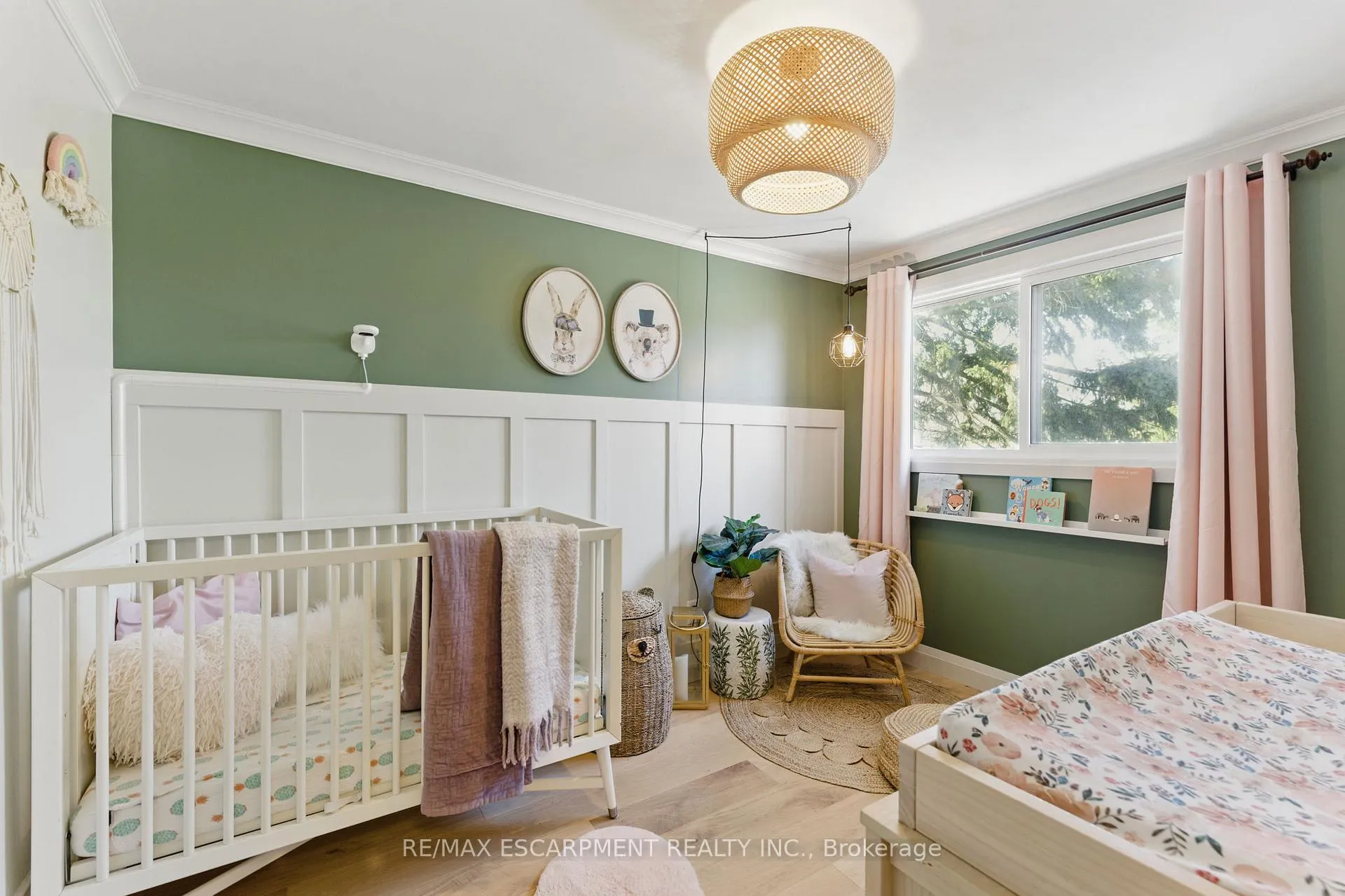 Photo 14 of 563 Tuscarora Drive, Hamilton, Ancaster — HOMEH
