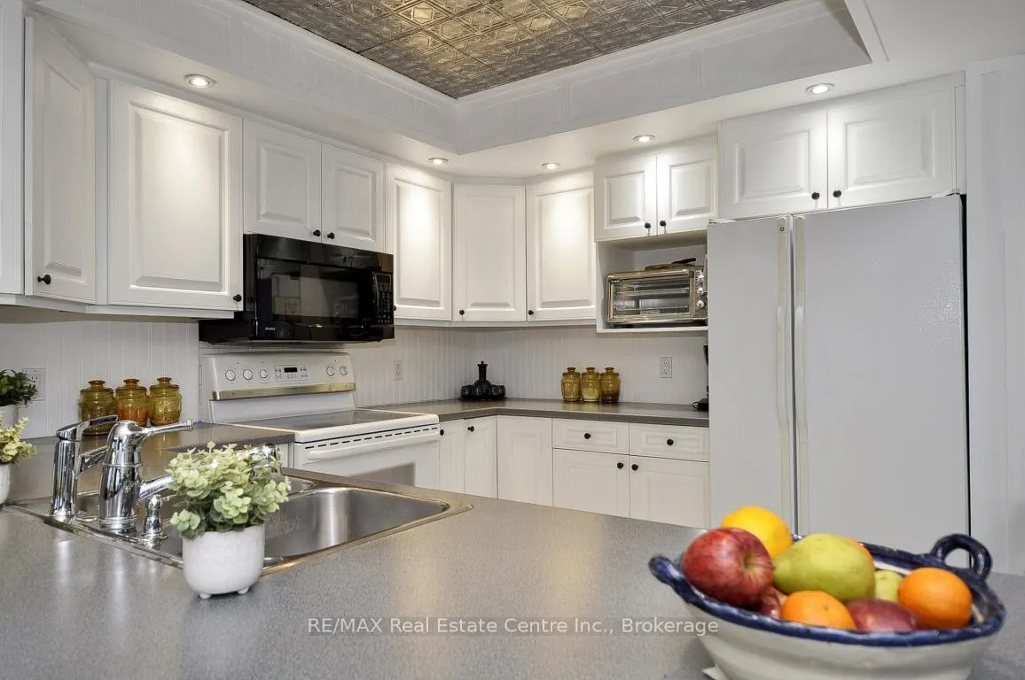 Photo 4 of Unit 1706, 190 Hespeler Road, Cambridge — HOMEH