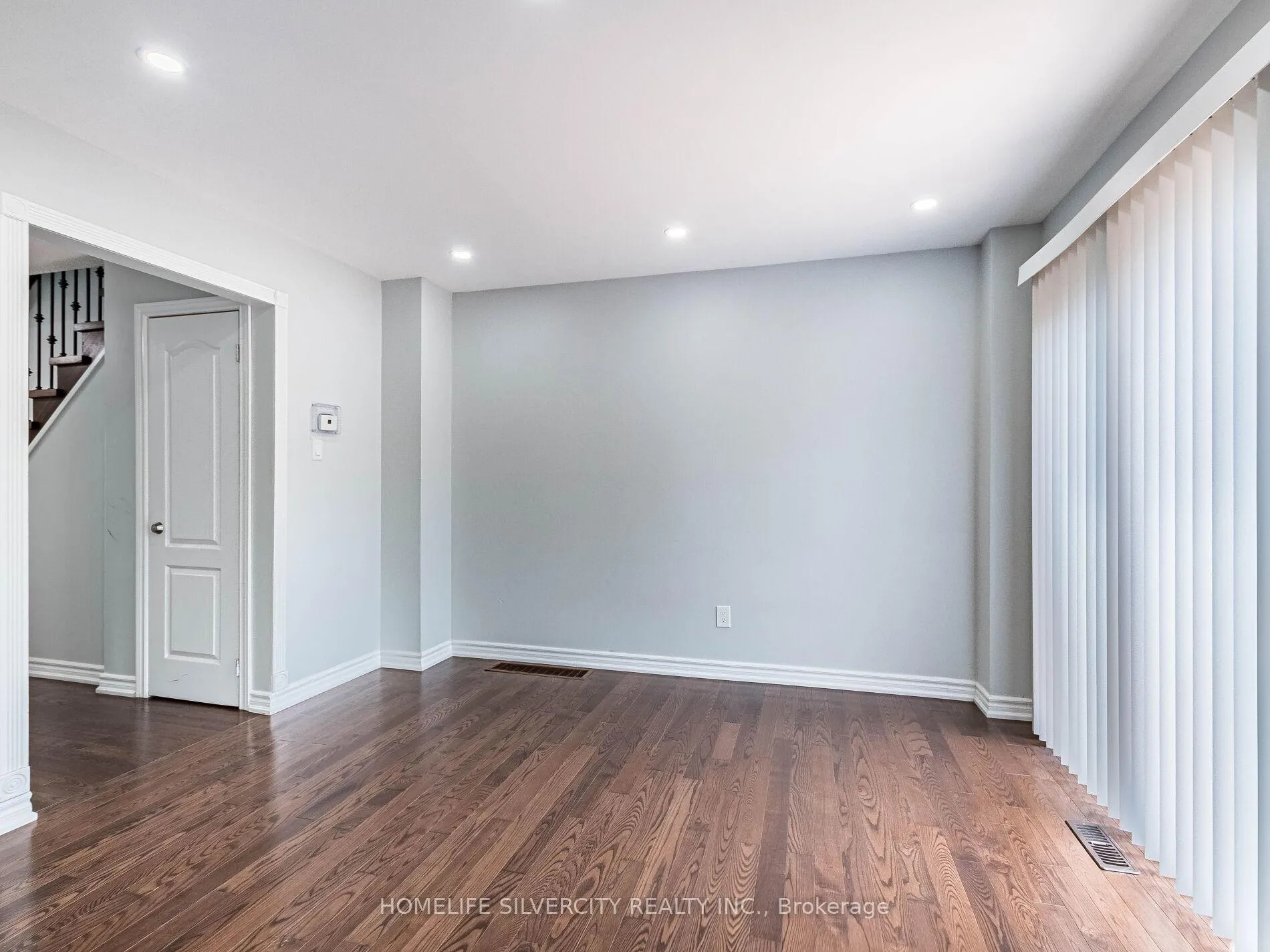 Photo 14 of 30 Castlehill Road, Brampton, Northwood Park — HOMEH