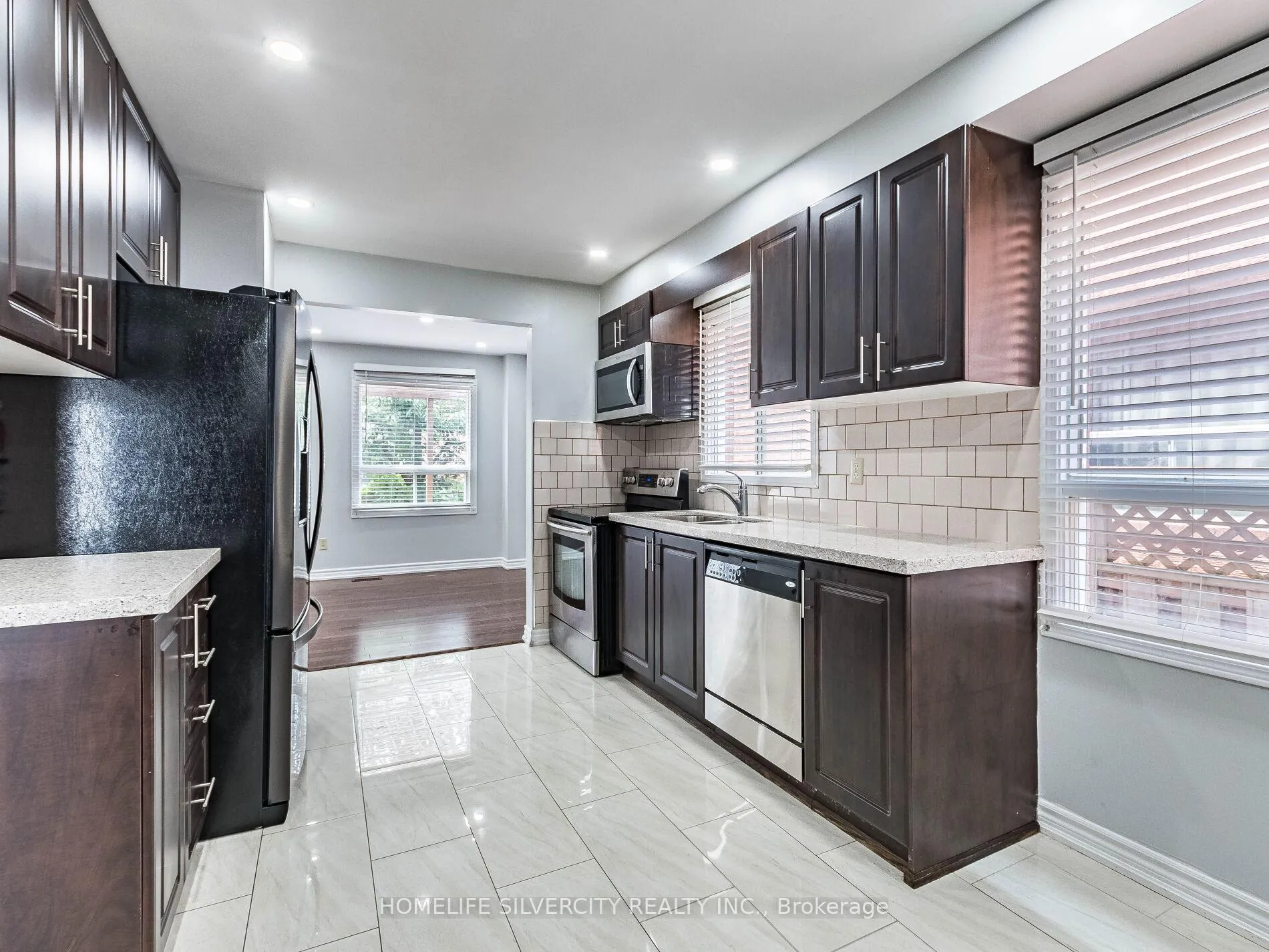 Photo 18 of 30 Castlehill Road, Brampton, Northwood Park — HOMEH