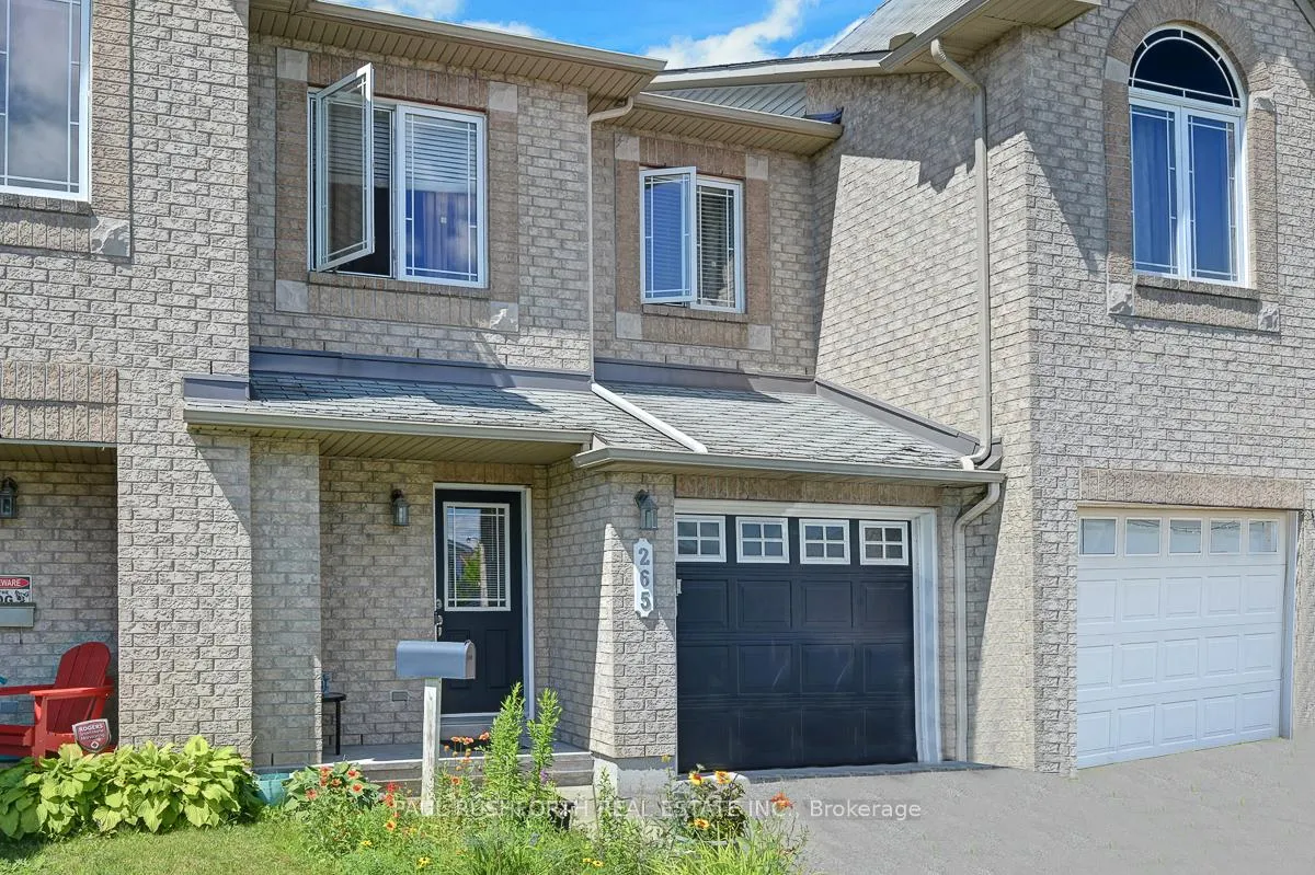 Front of 265 Wildcliff Way